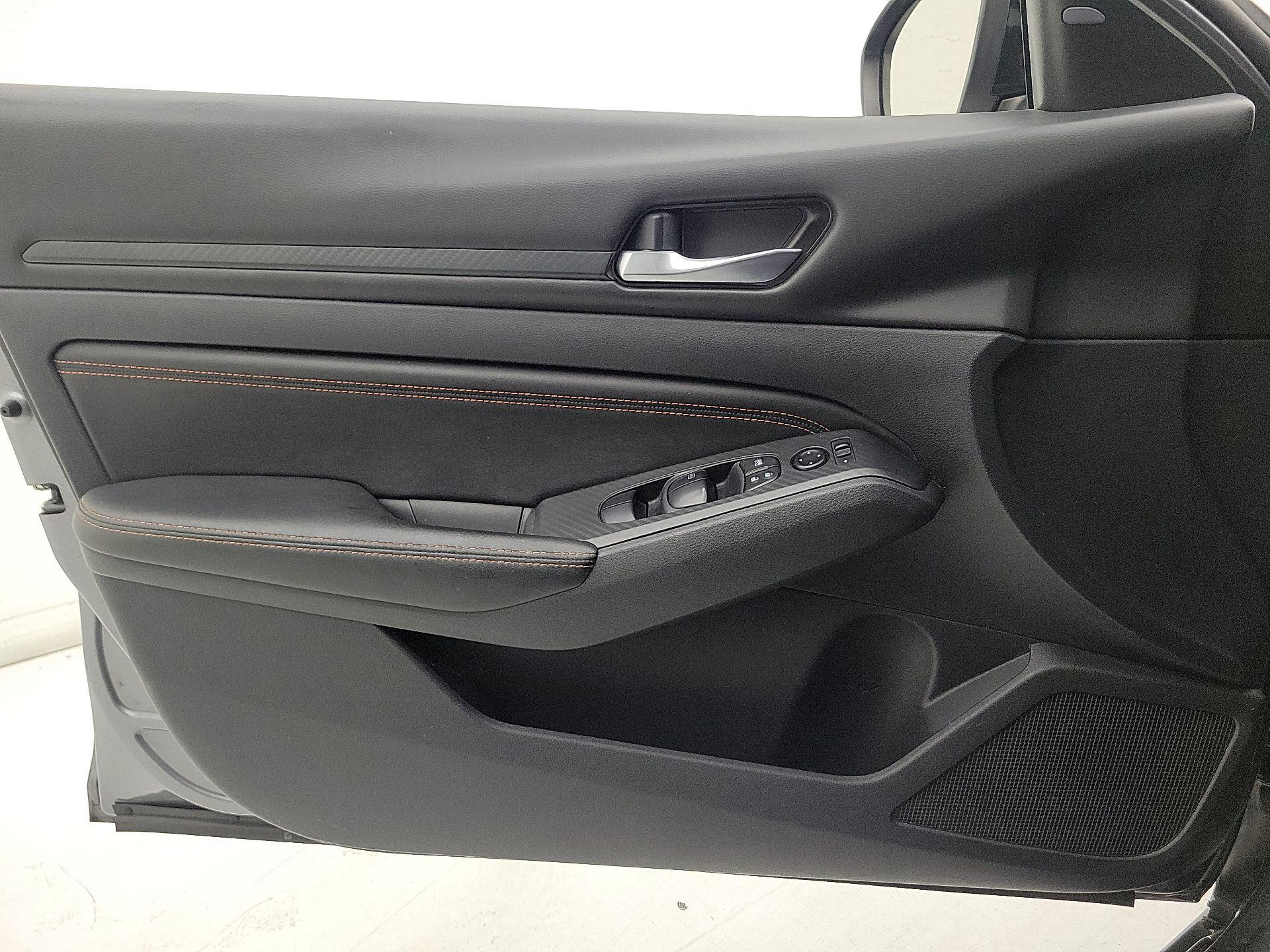 Thumbnail: 2020 Nissan Altima - 12