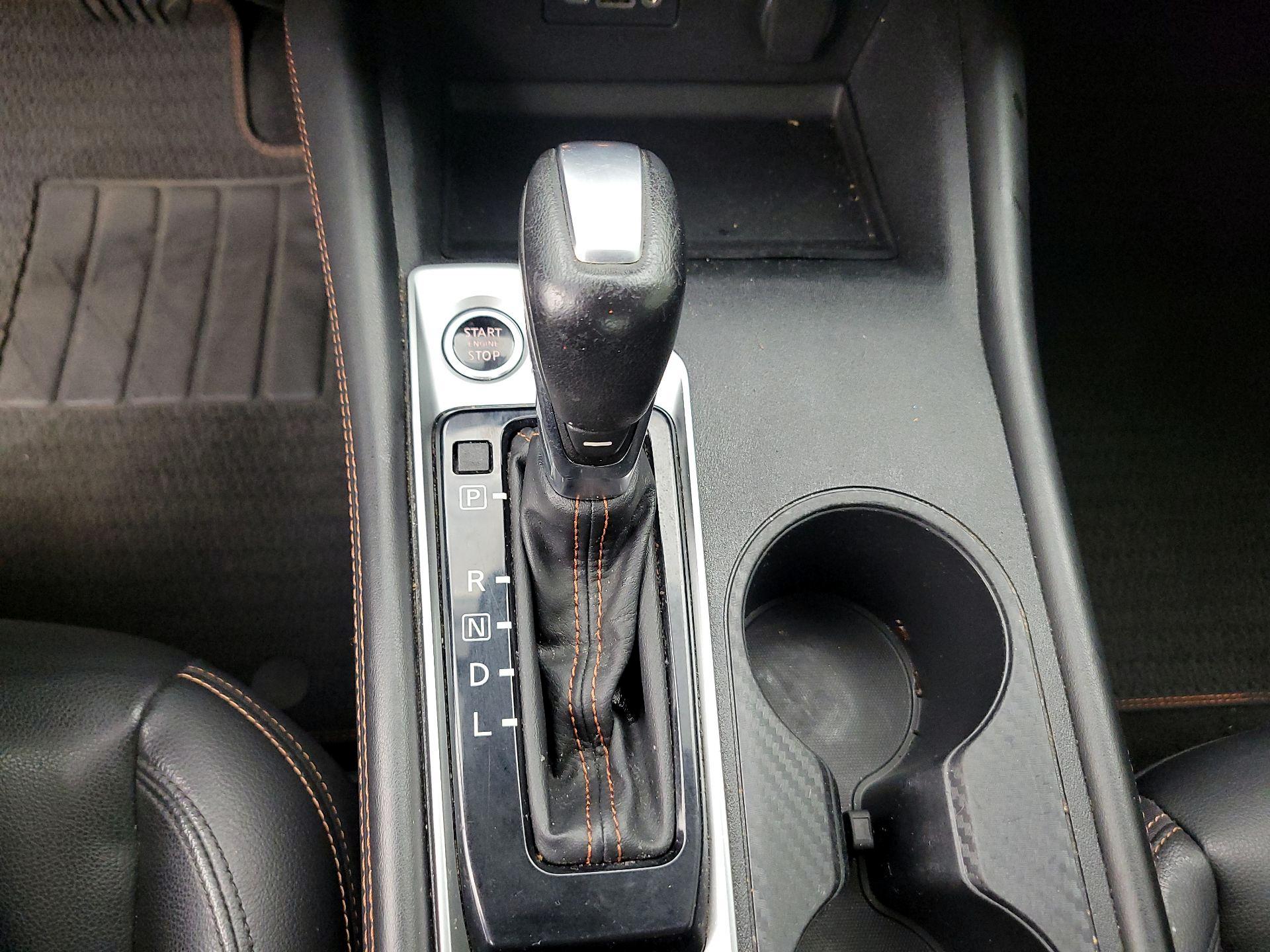 Thumbnail: 2020 Nissan Altima - 17