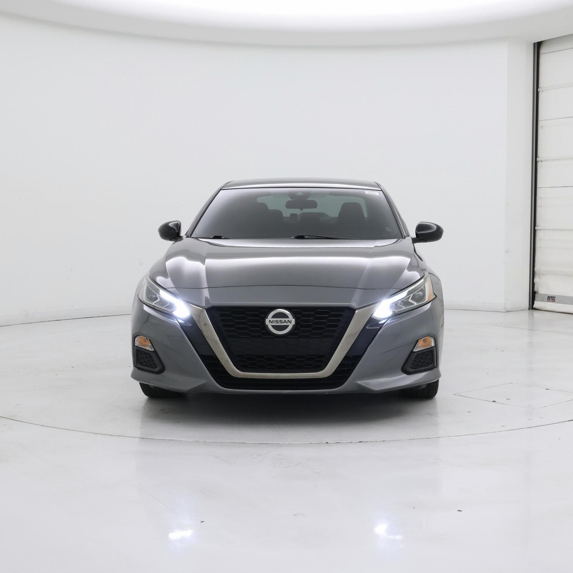 Thumbnail: 2020 Nissan Altima - 5
