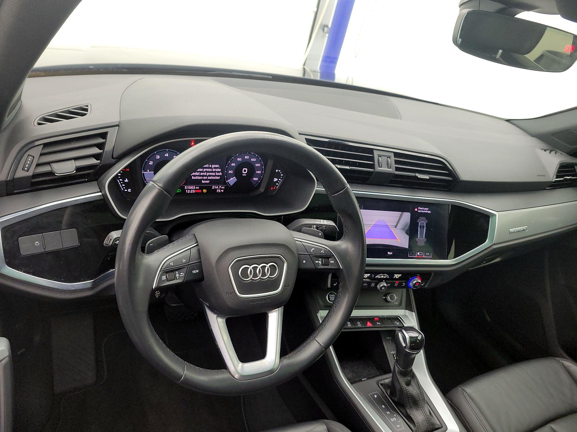 Thumbnail: 2021 Audi Q3 - 9