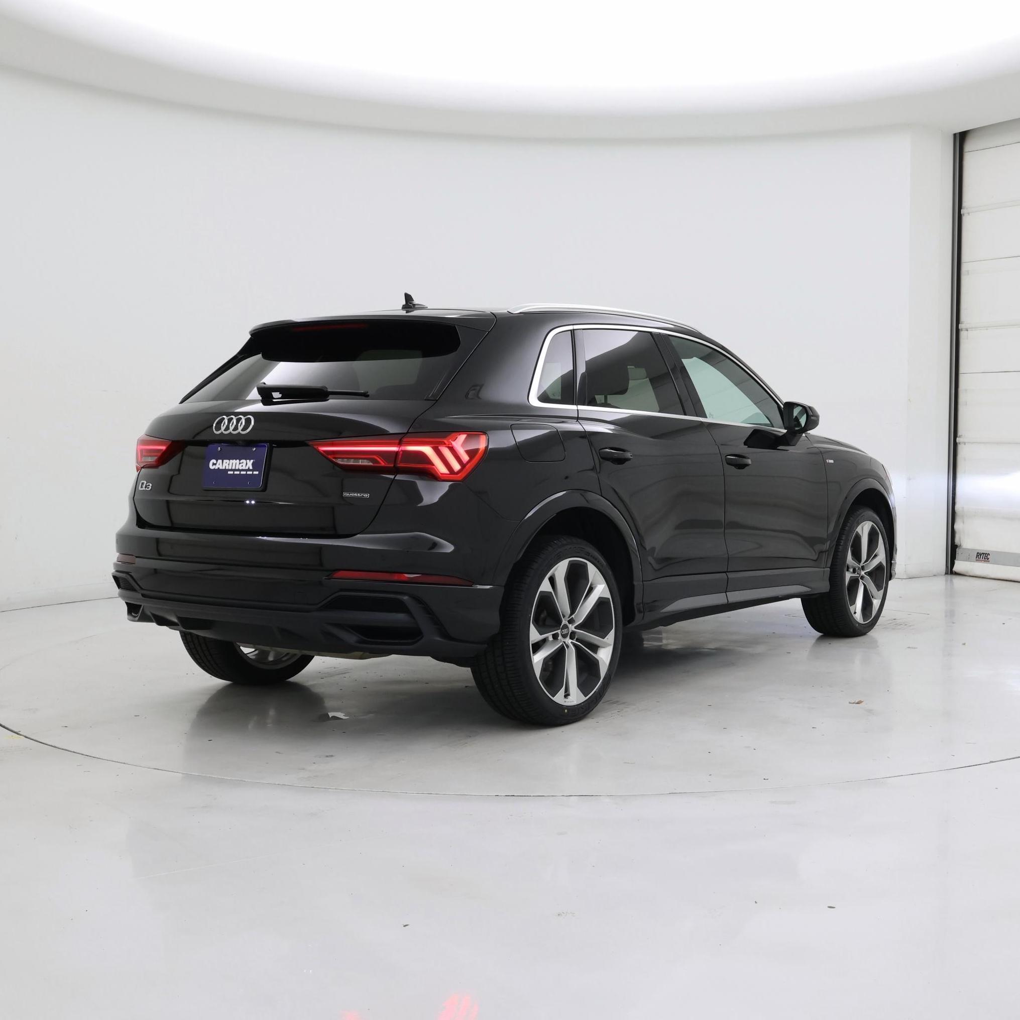 Thumbnail: 2021 Audi Q3 - 8