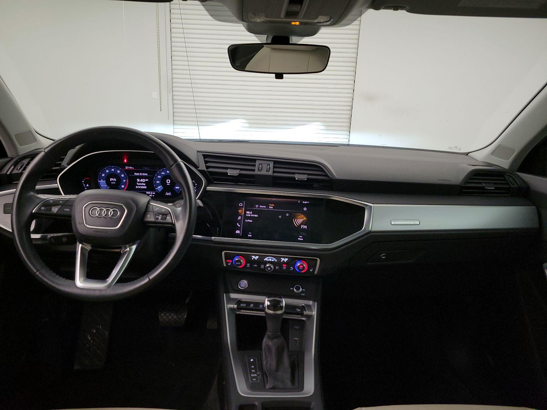 Thumbnail: 2020 Audi Q3 - 9