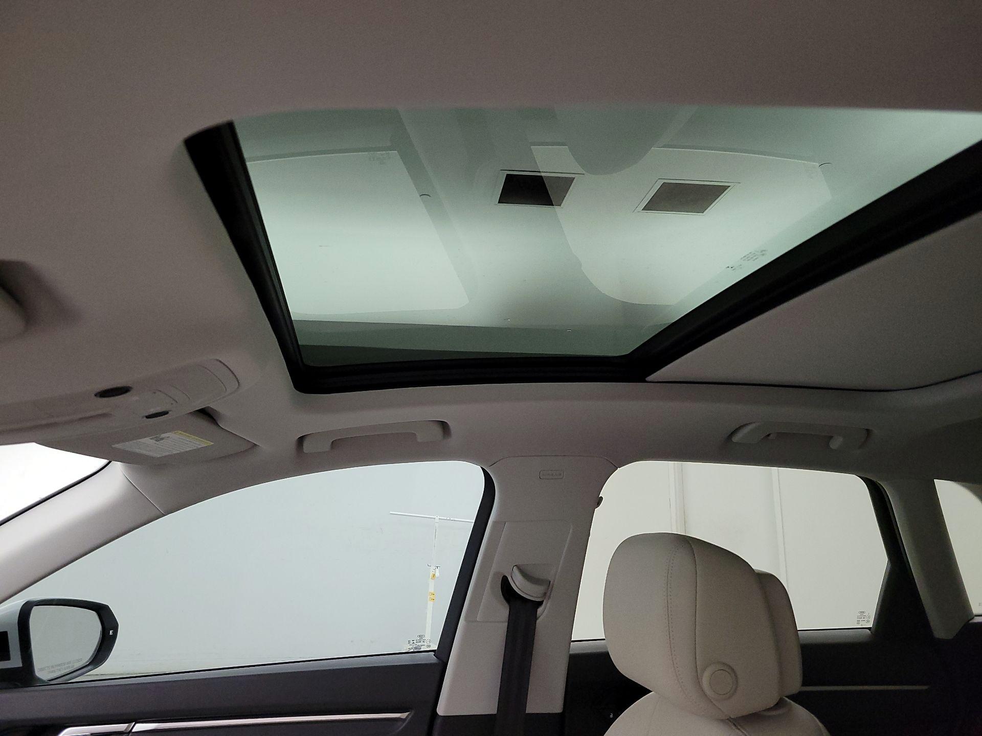 Thumbnail: 2020 Audi Q3 - 19