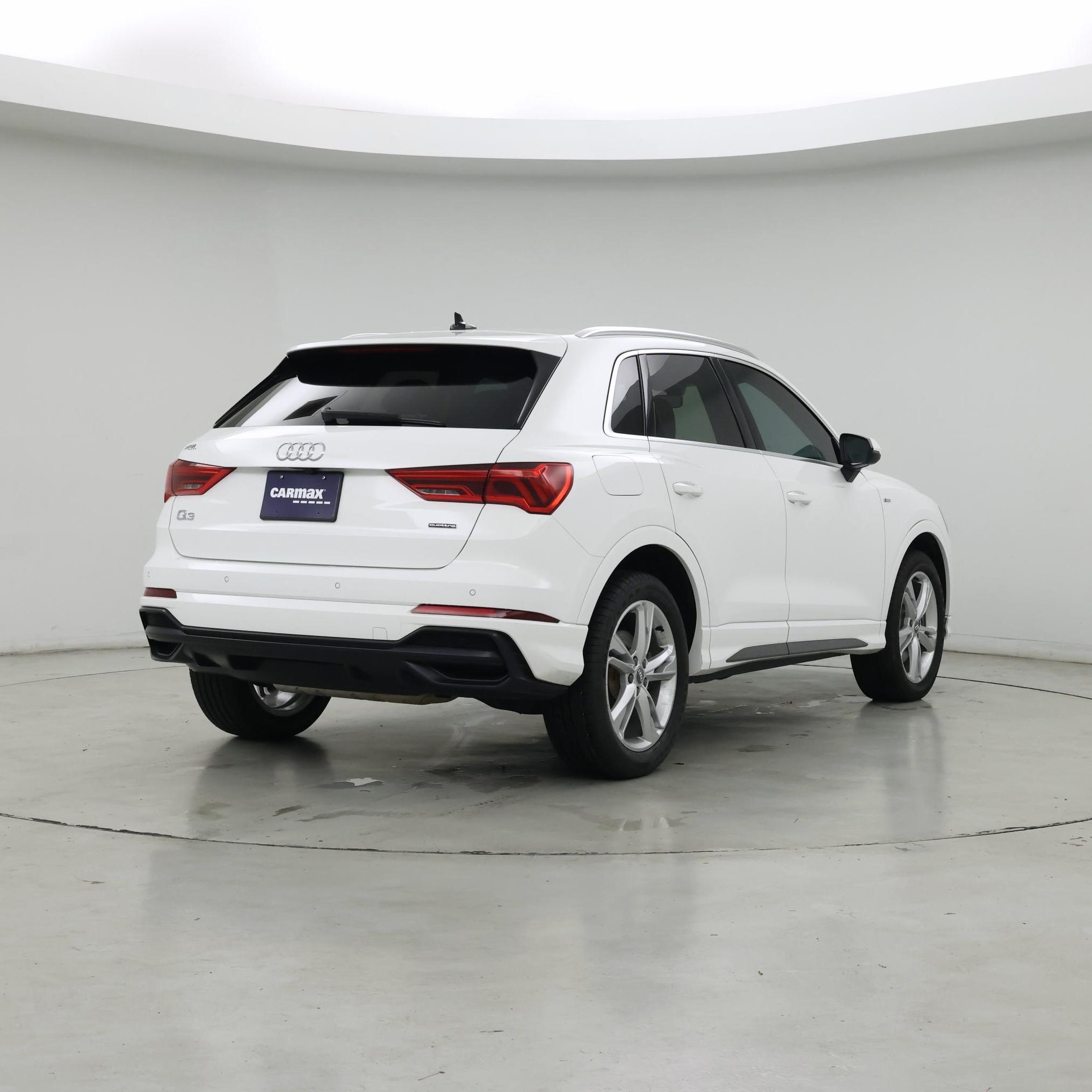 Thumbnail: 2020 Audi Q3 - 8