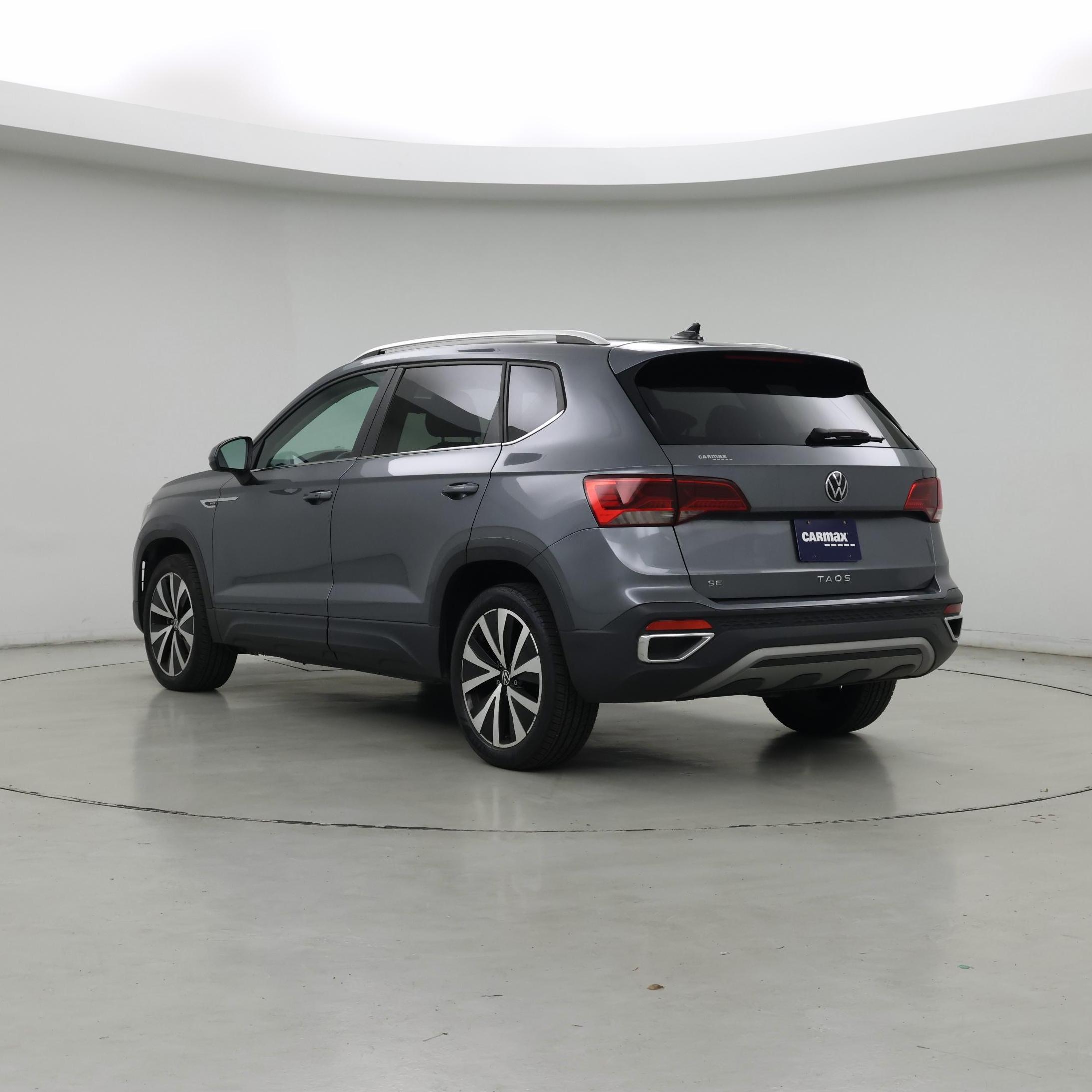 Thumbnail: 2022 Volkswagen Taos - 2