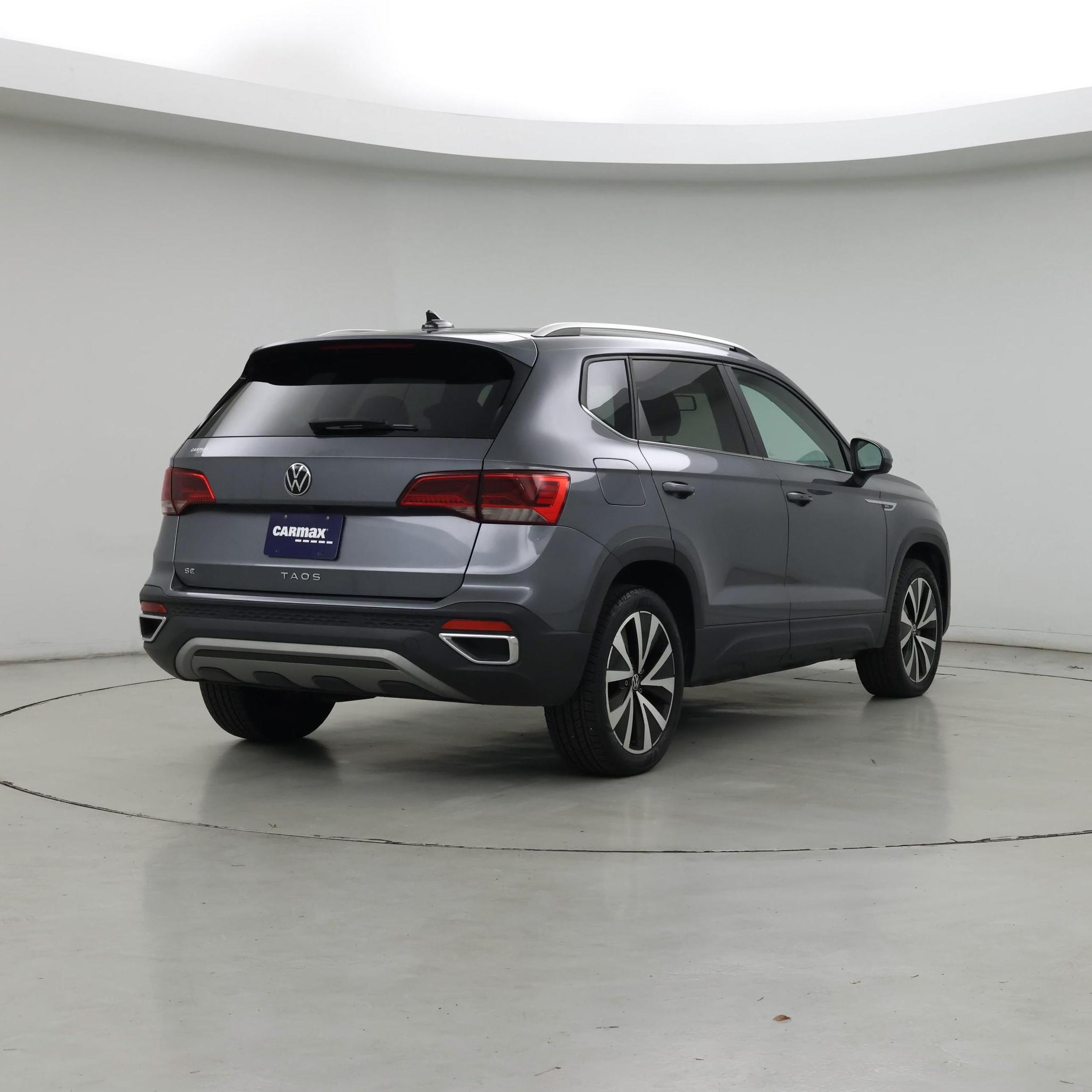 Thumbnail: 2022 Volkswagen Taos - 8