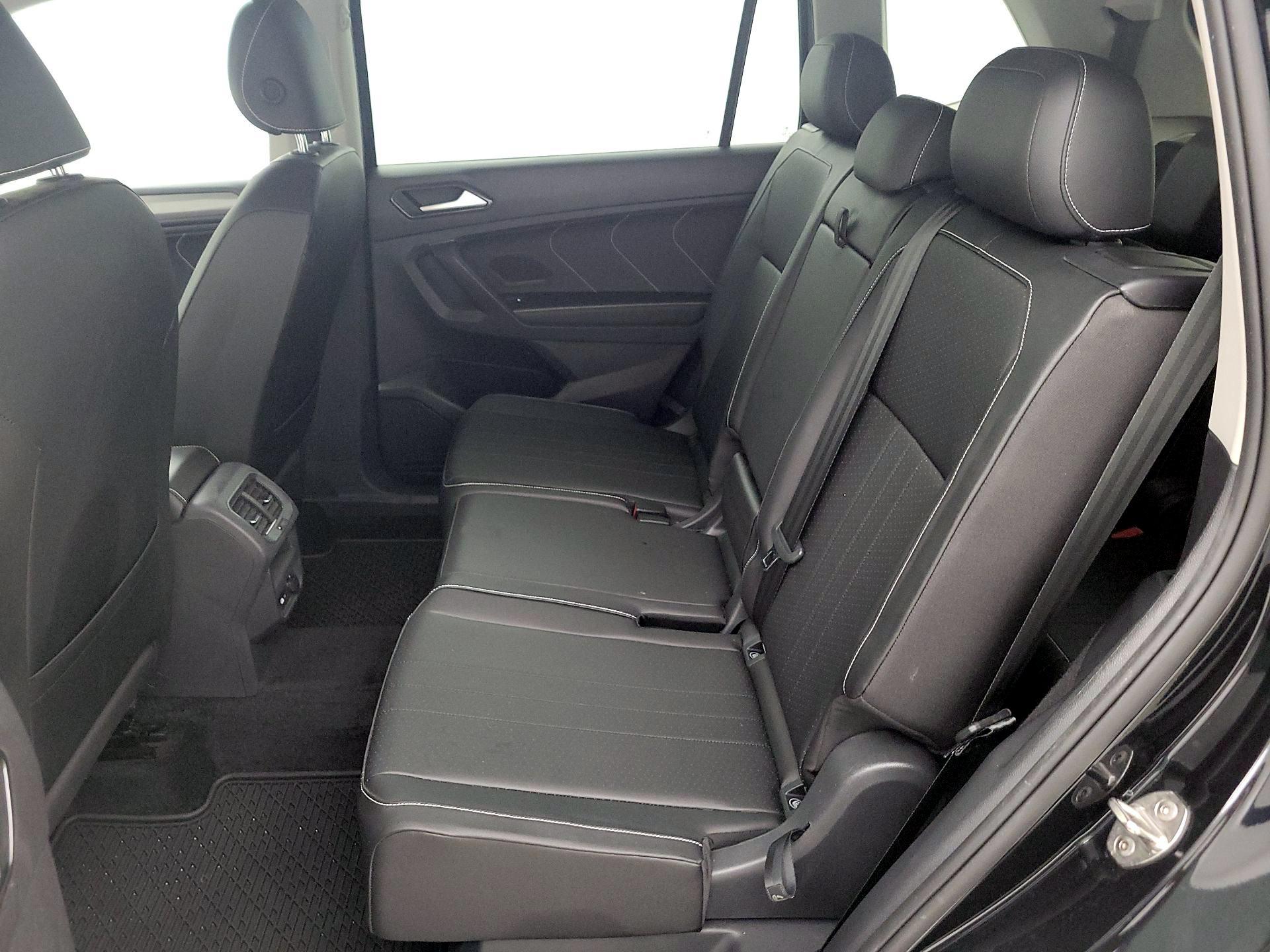 Thumbnail: 2022 Volkswagen Tiguan - 20