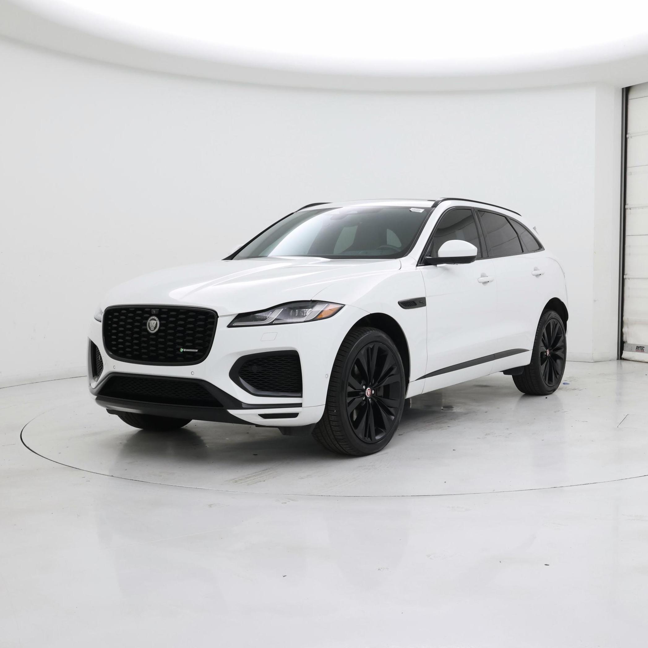 Thumbnail: 2021 Jaguar F-Pace - 4