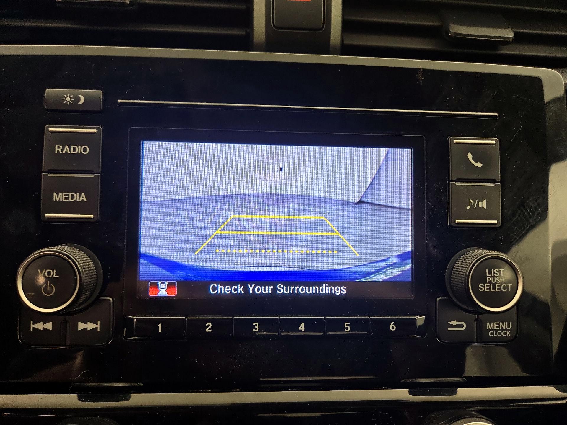 Thumbnail: 2019 Honda Insight - 14