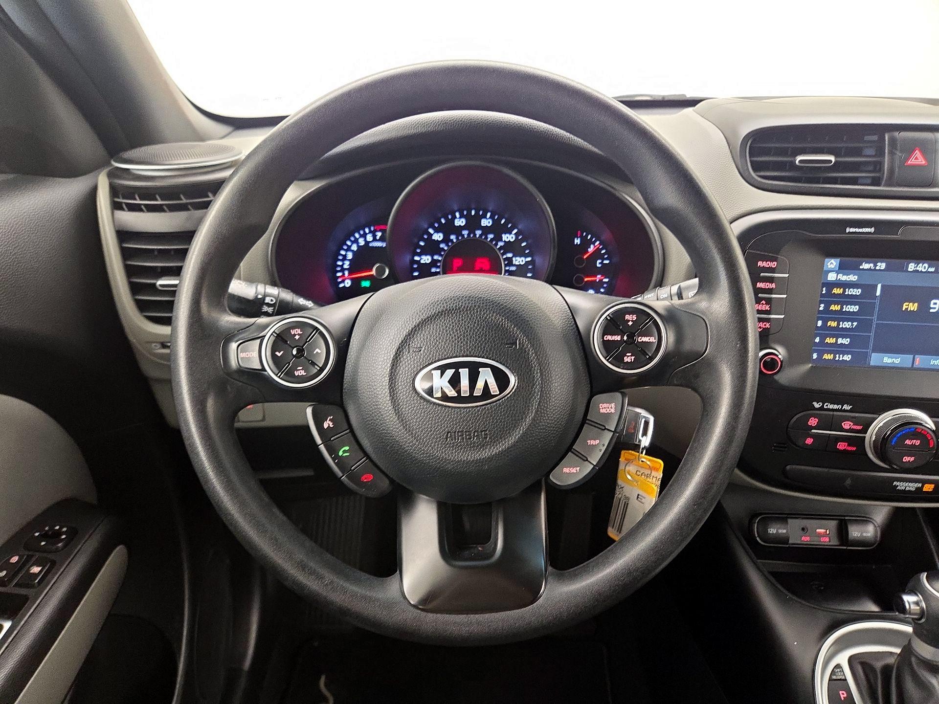 Thumbnail: 2019 Kia Soul - 10