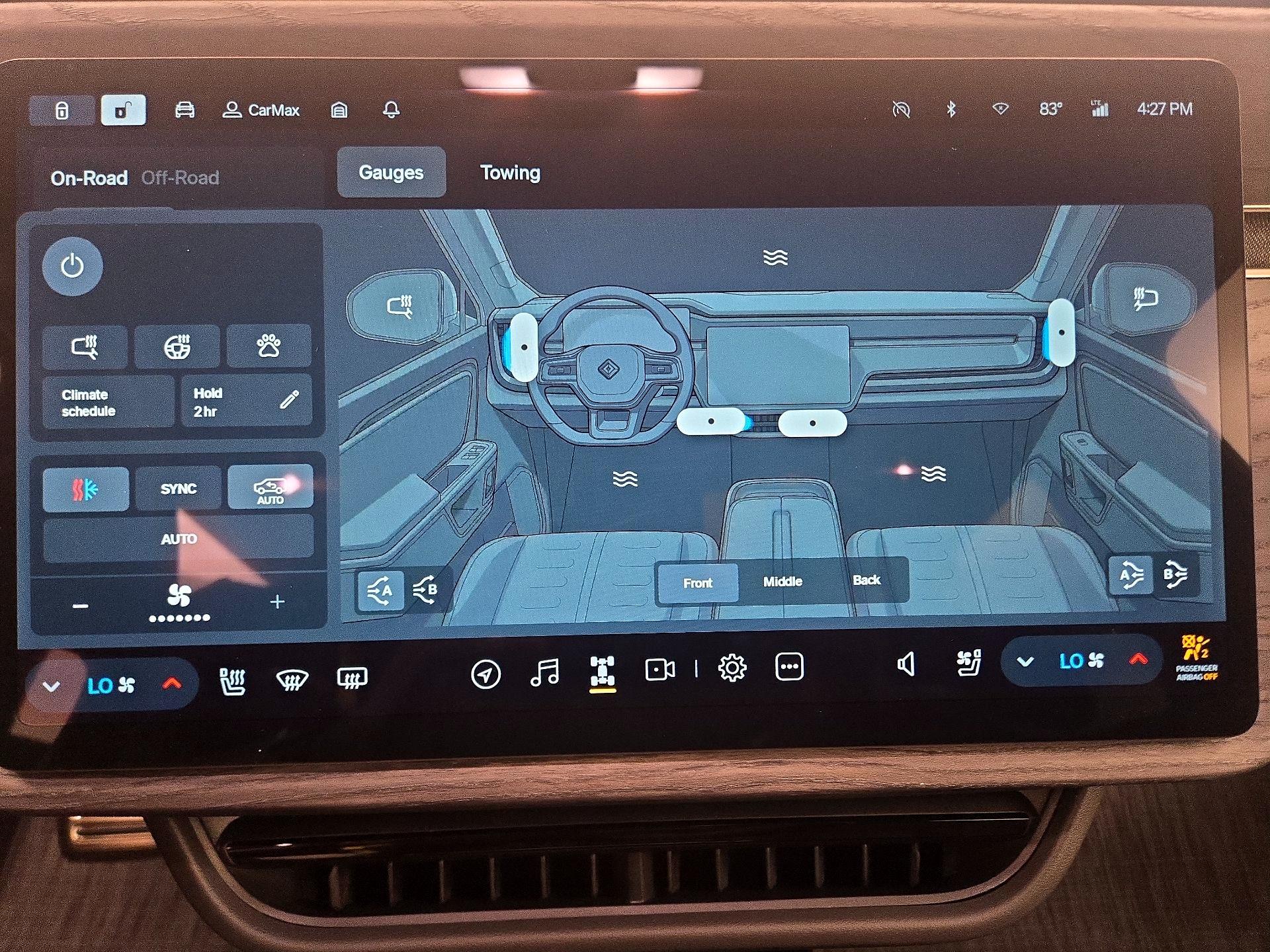 Thumbnail: 2023 Rivian R1S - 15