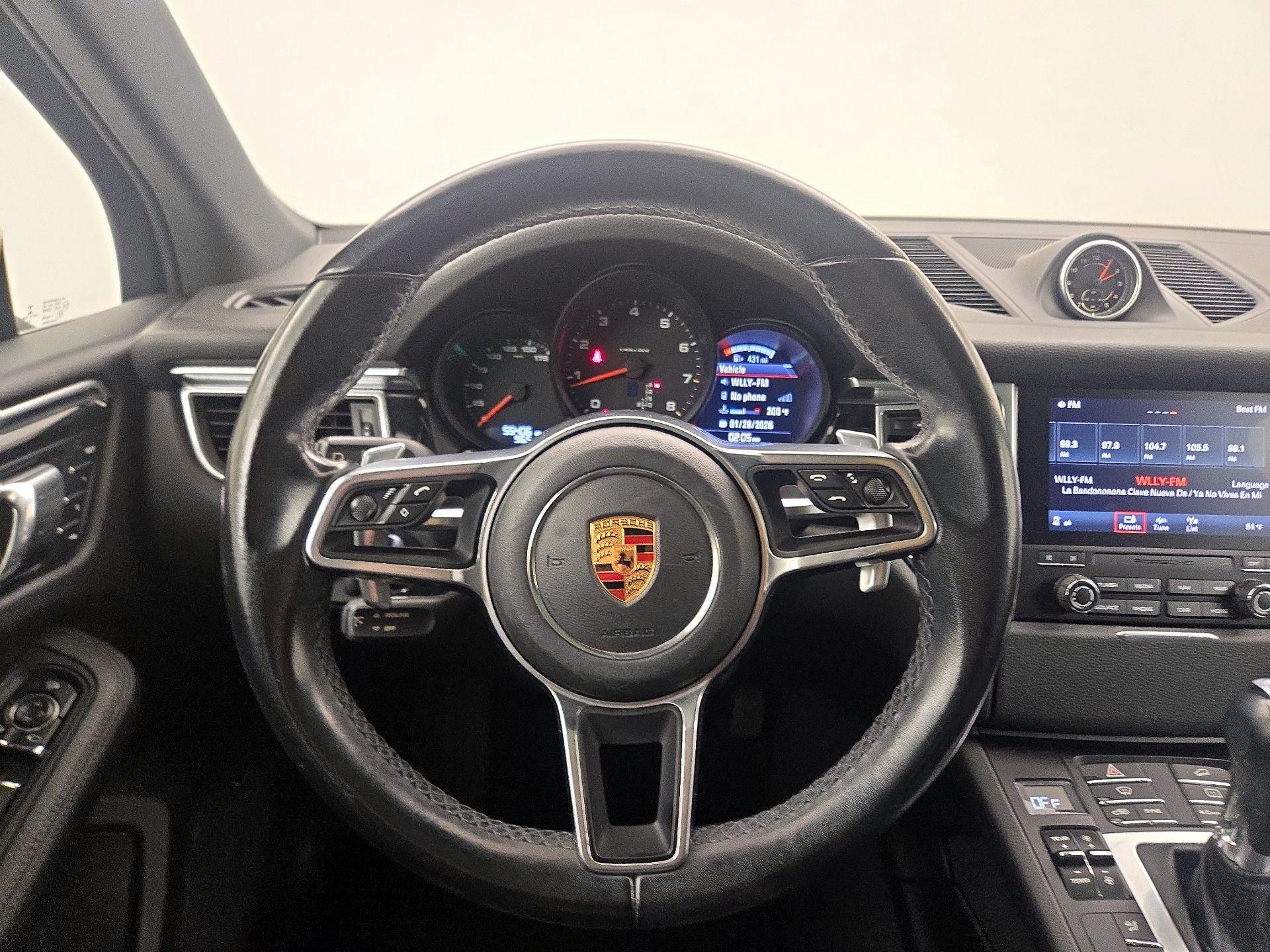 Thumbnail: 2017 Porsche Macan - 10