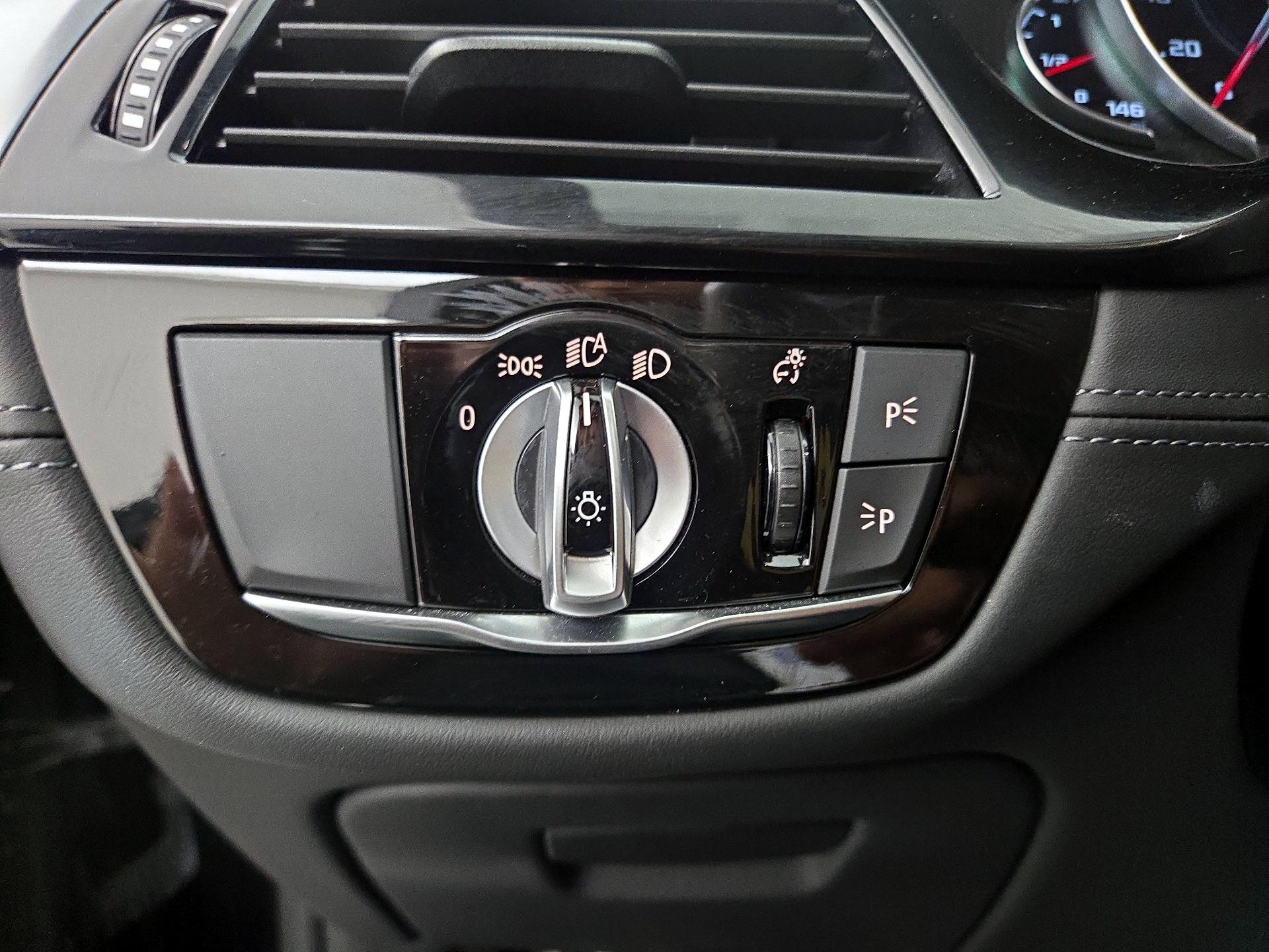 Thumbnail: 2018 BMW M5 - 13