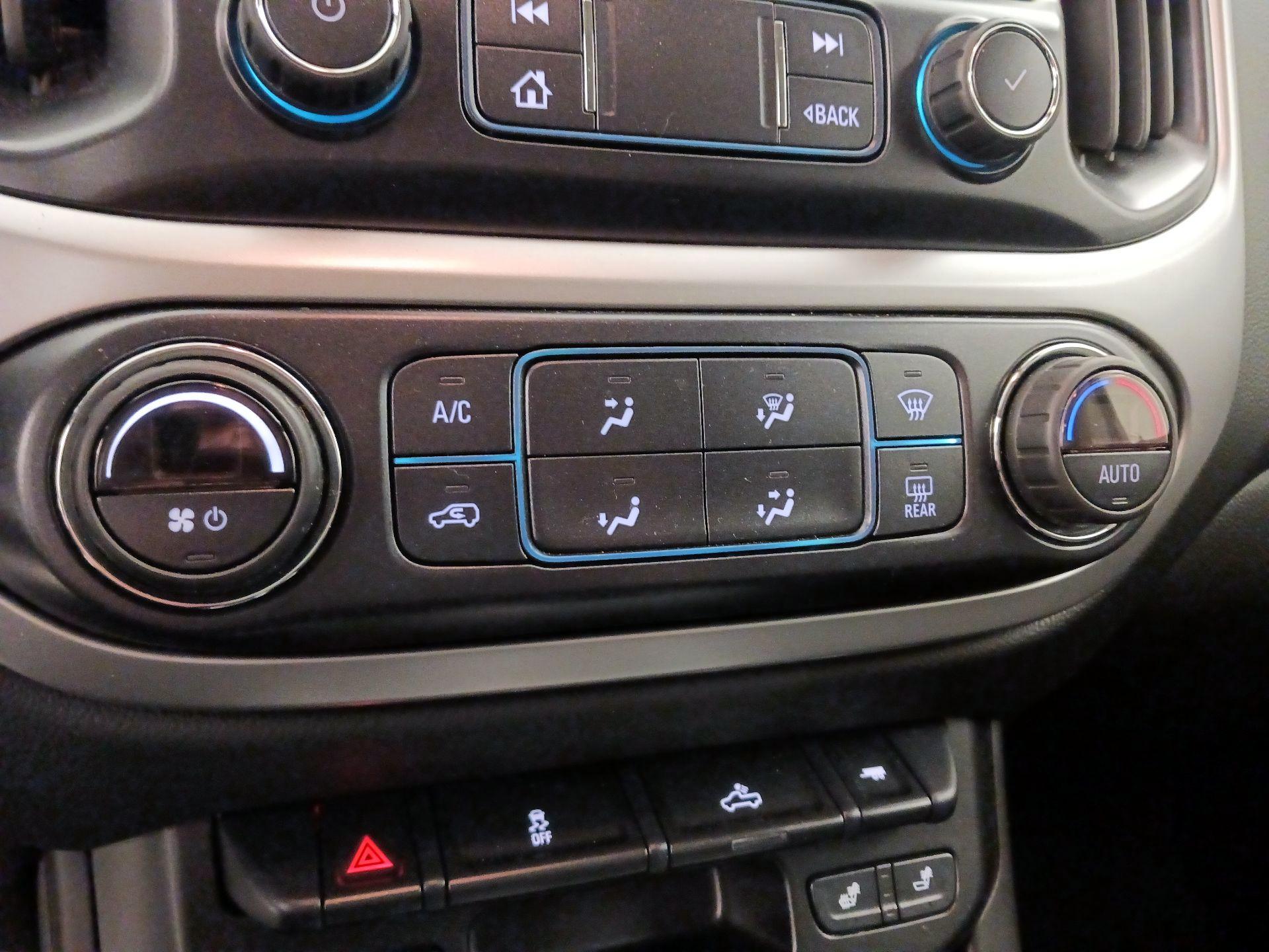 Thumbnail: 2021 Chevrolet Colorado - 17