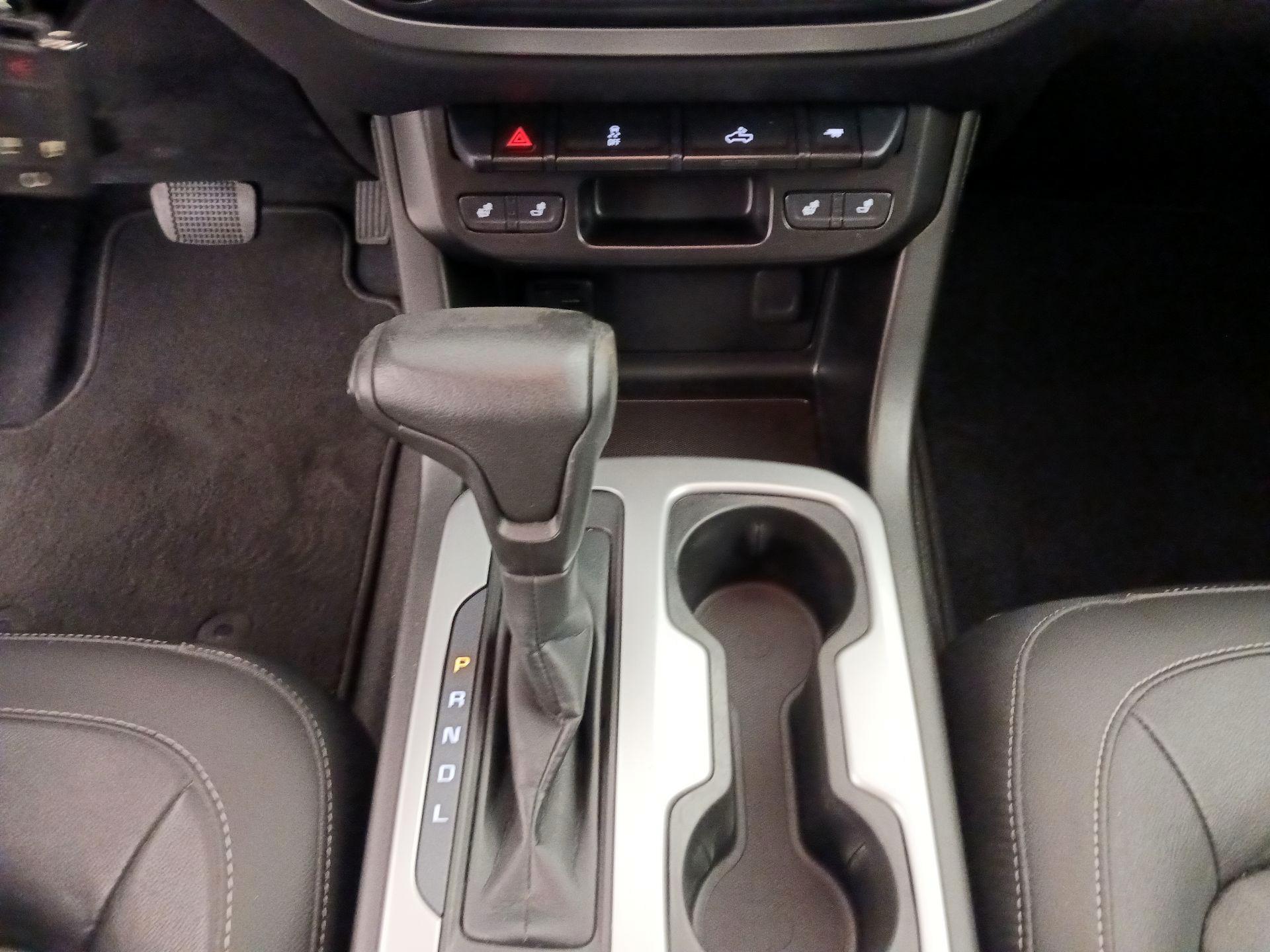 Thumbnail: 2021 Chevrolet Colorado - 18