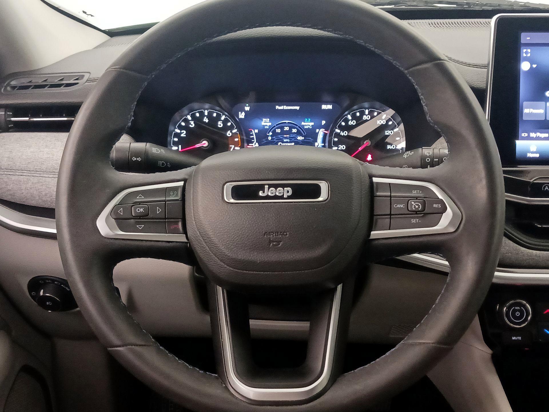 Thumbnail: 2022 Jeep Compass - 10