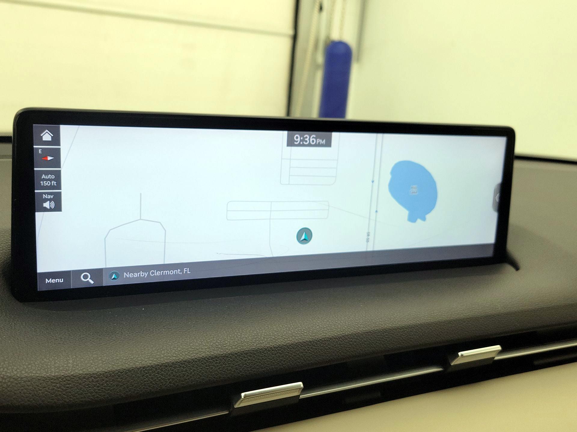 Thumbnail: 2023 Genesis GV70 - 14