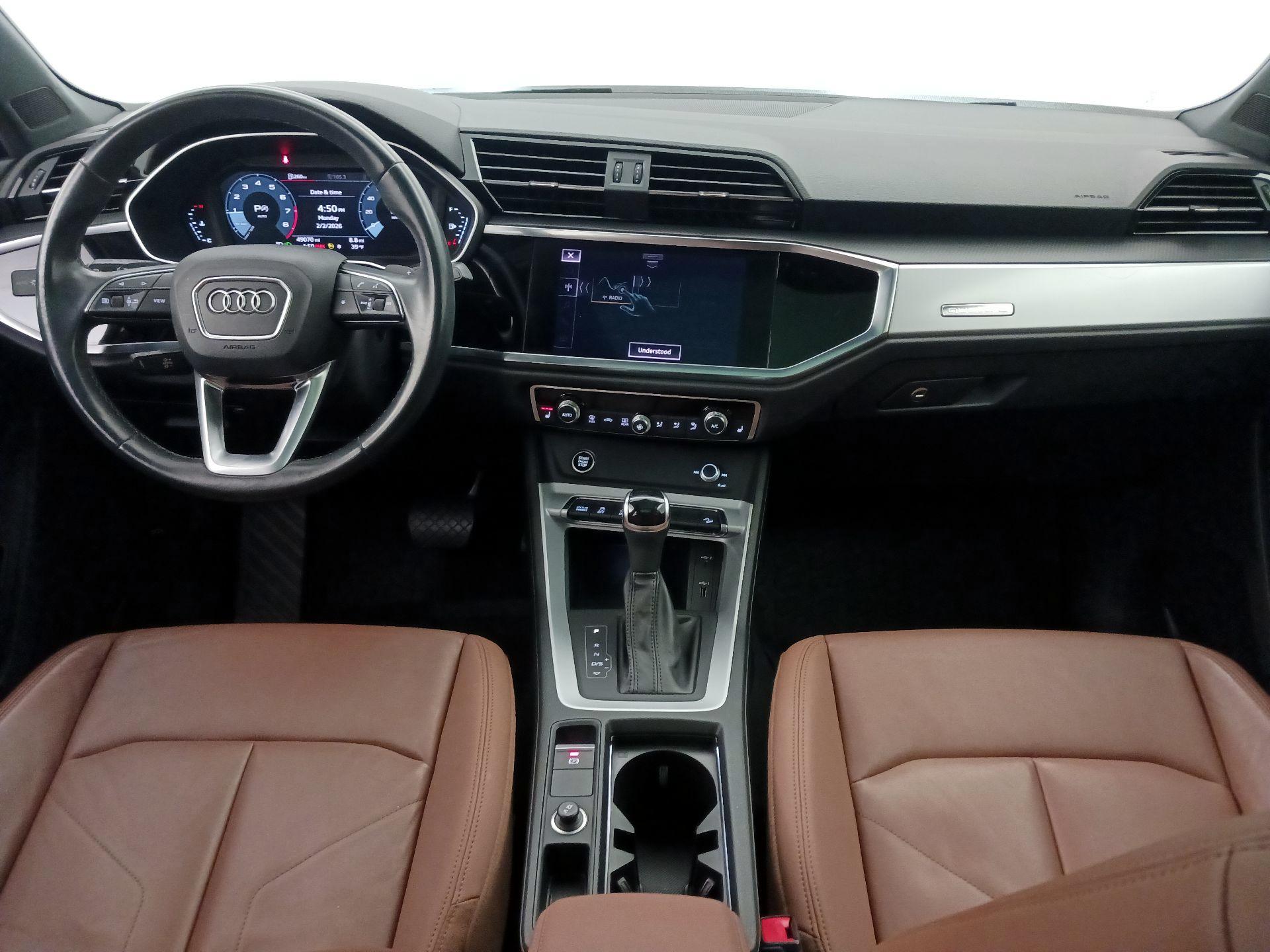 Thumbnail: 2021 Audi Q3 - 9