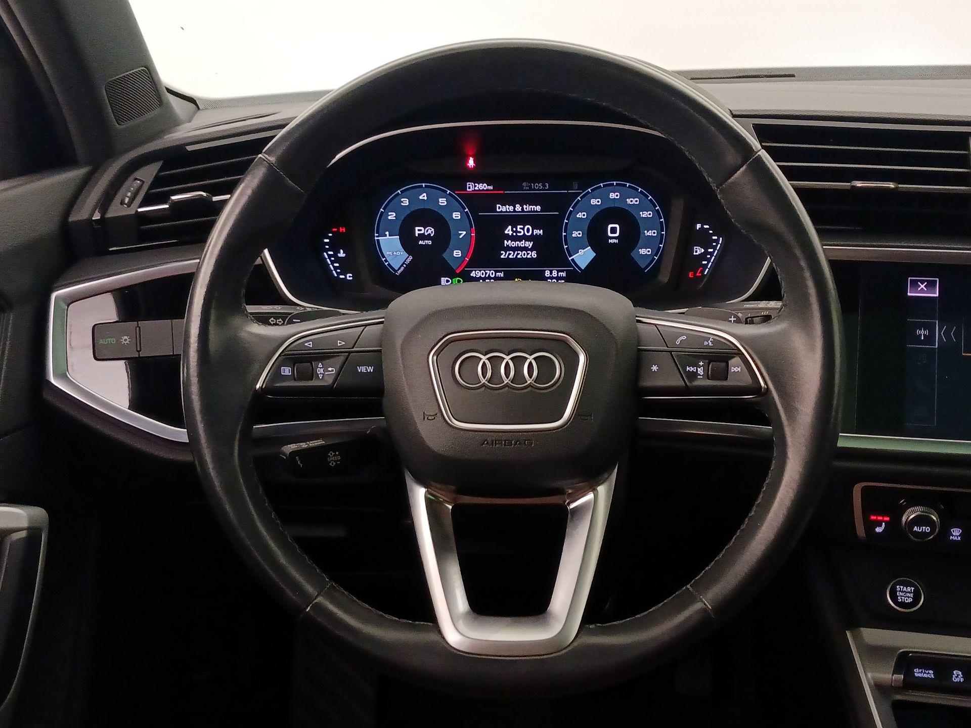 Thumbnail: 2021 Audi Q3 - 10