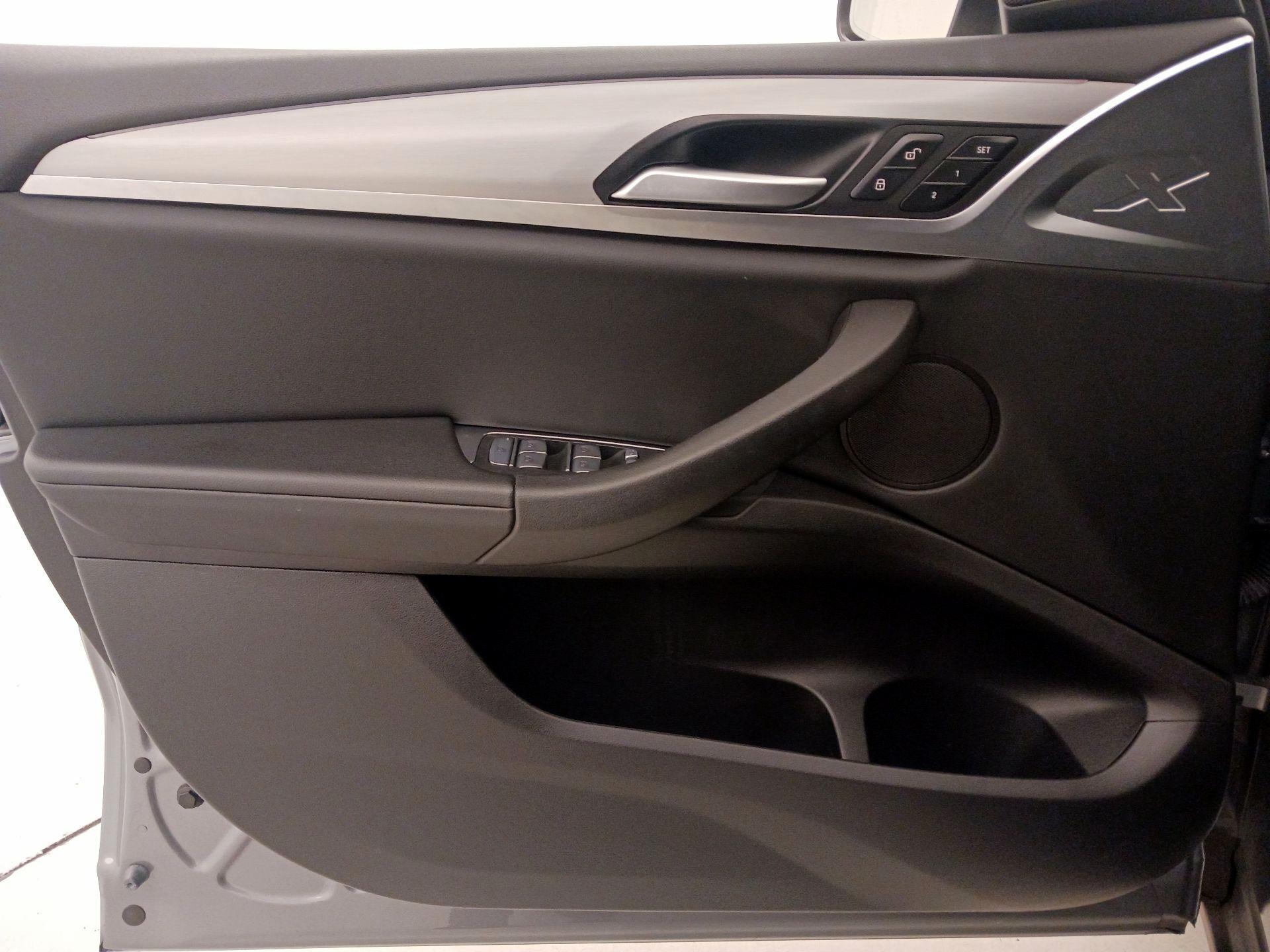 Thumbnail: 2023 BMW X3 - 12