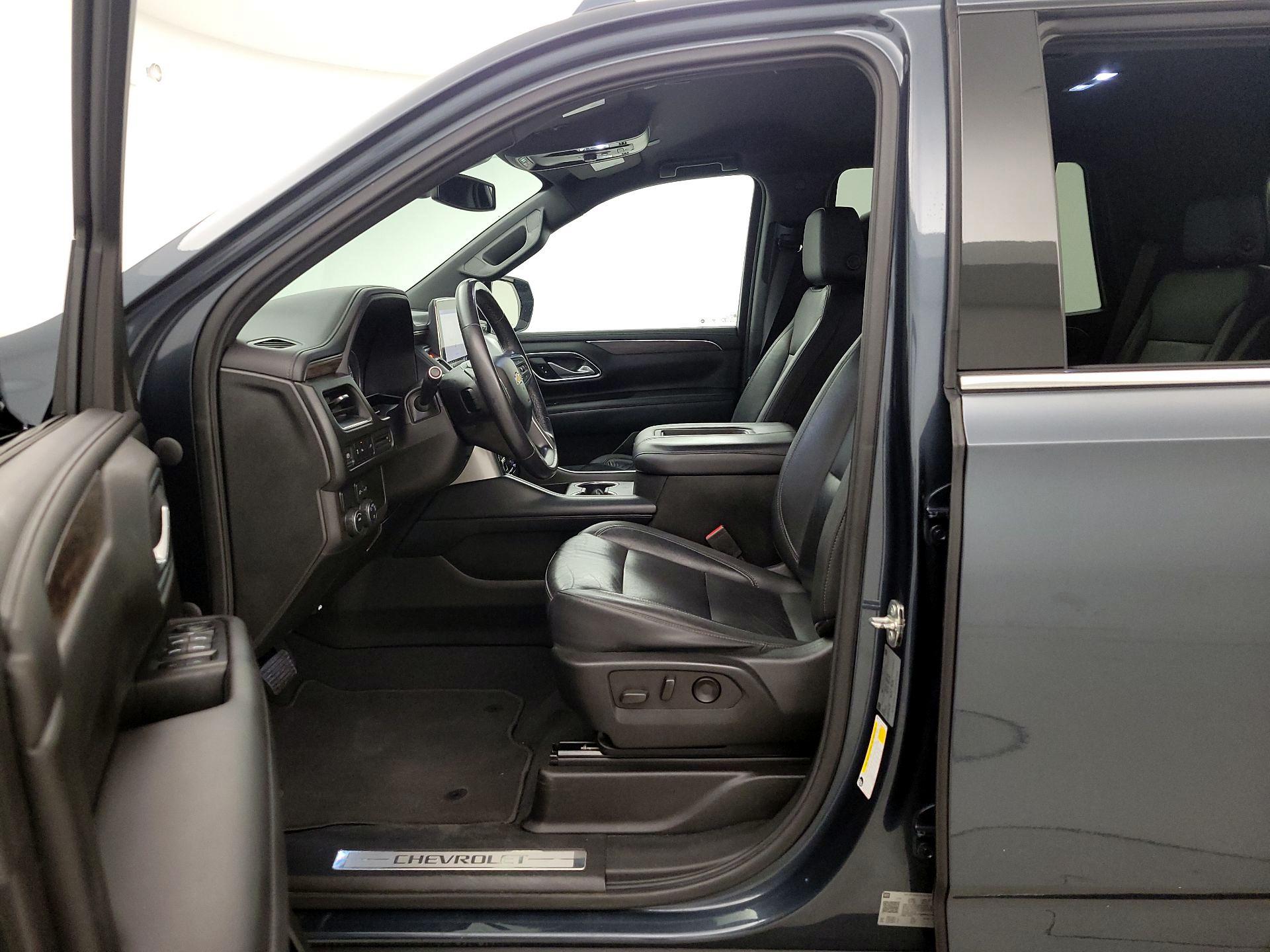 Thumbnail: 2021 Chevrolet Tahoe - 11