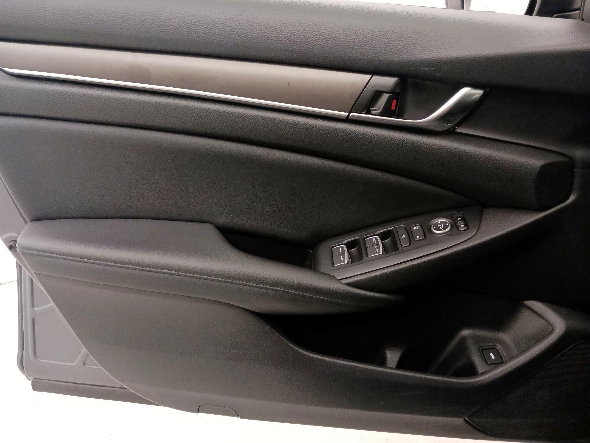 Thumbnail: 2021 Honda Accord - 12