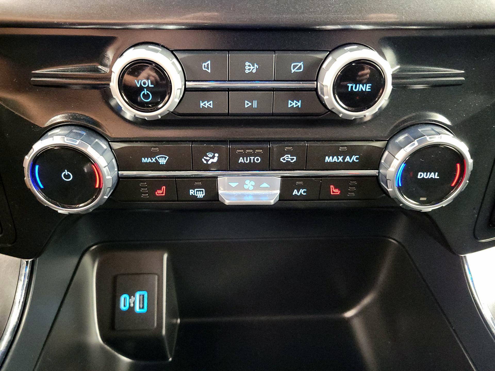 Thumbnail: 2023 Ford F-150 - 16