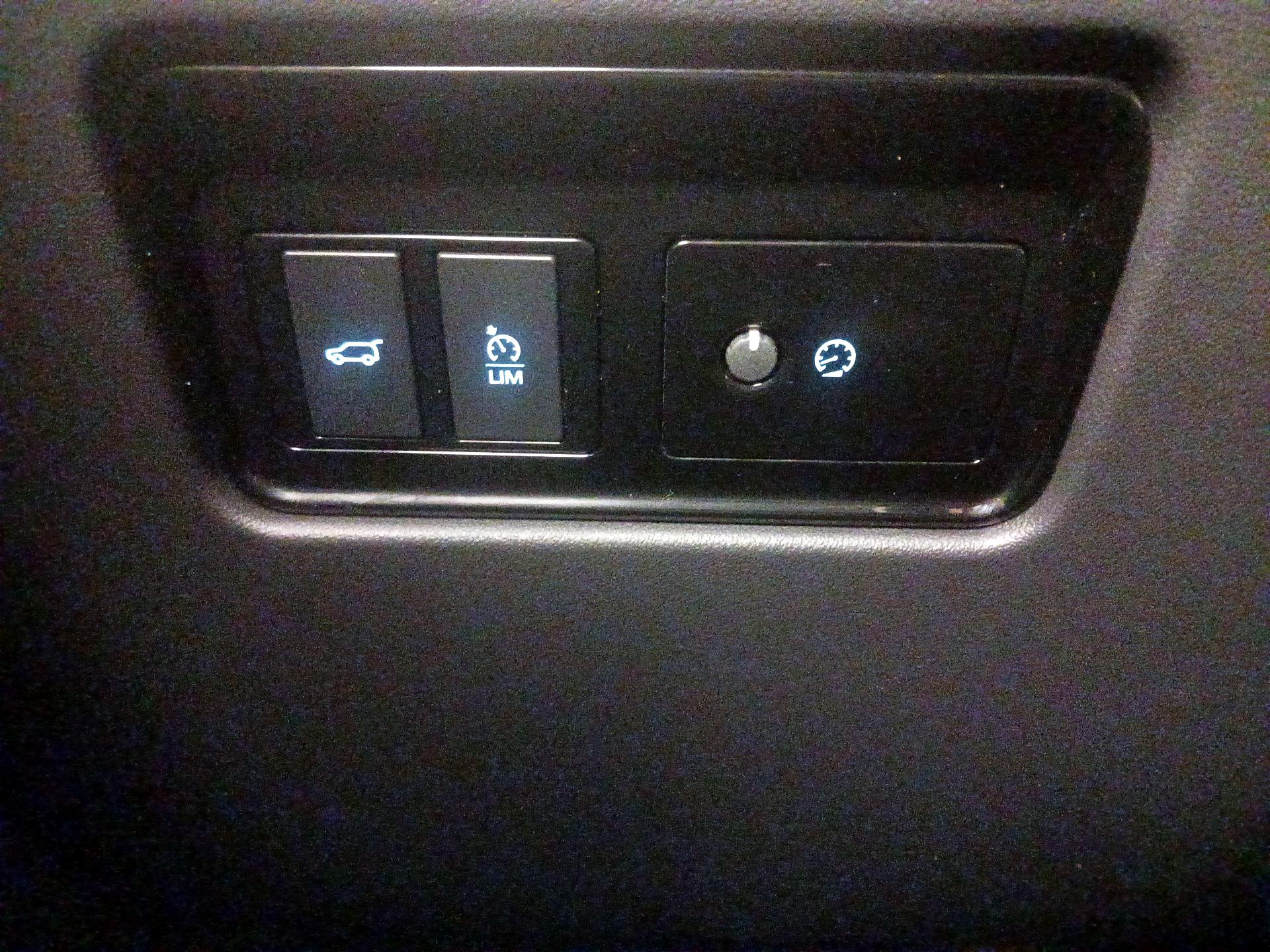 Thumbnail: 2020 Jaguar F-Pace - 13