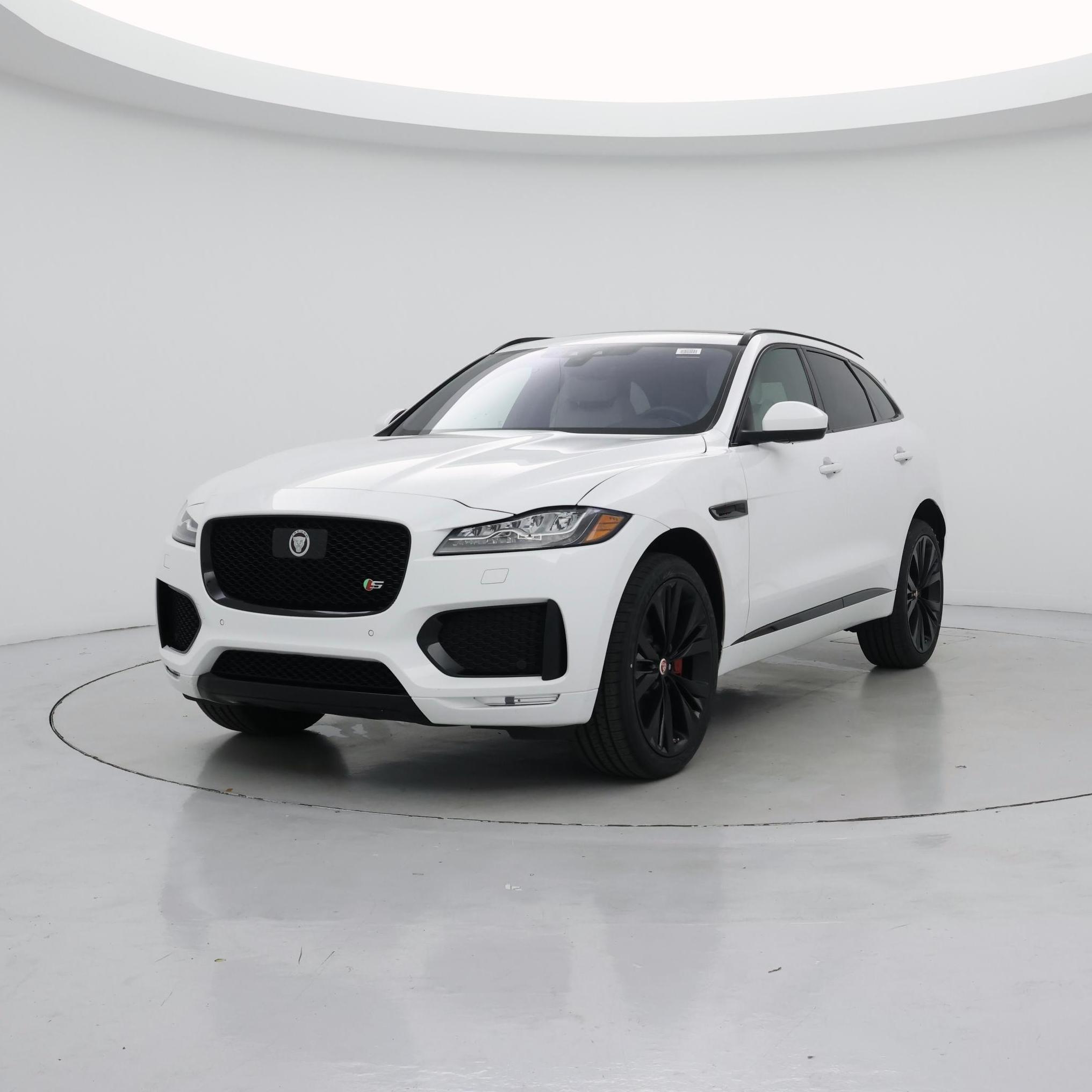 Thumbnail: 2020 Jaguar F-Pace - 4