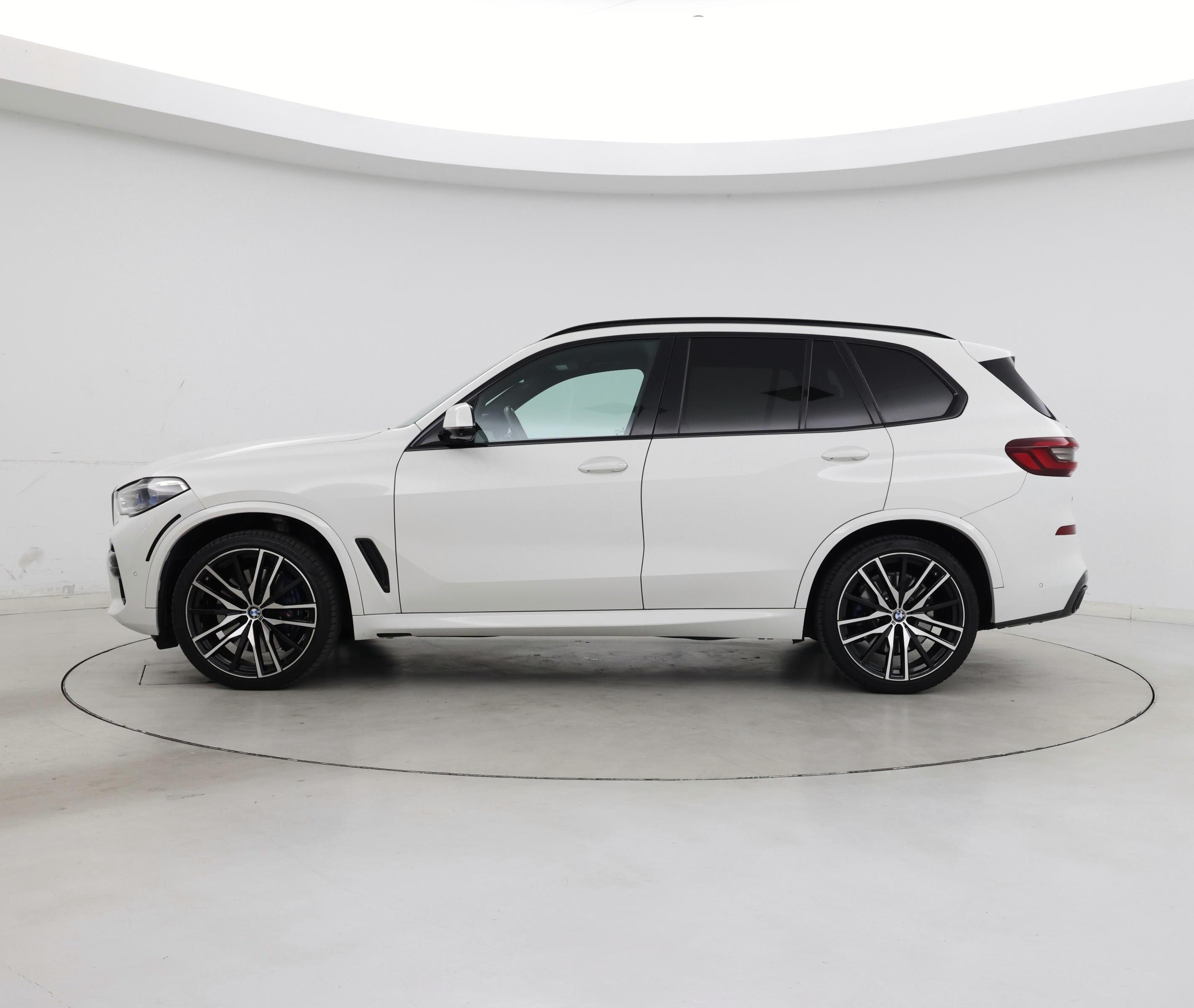 Thumbnail: 2020 BMW X5 - 3