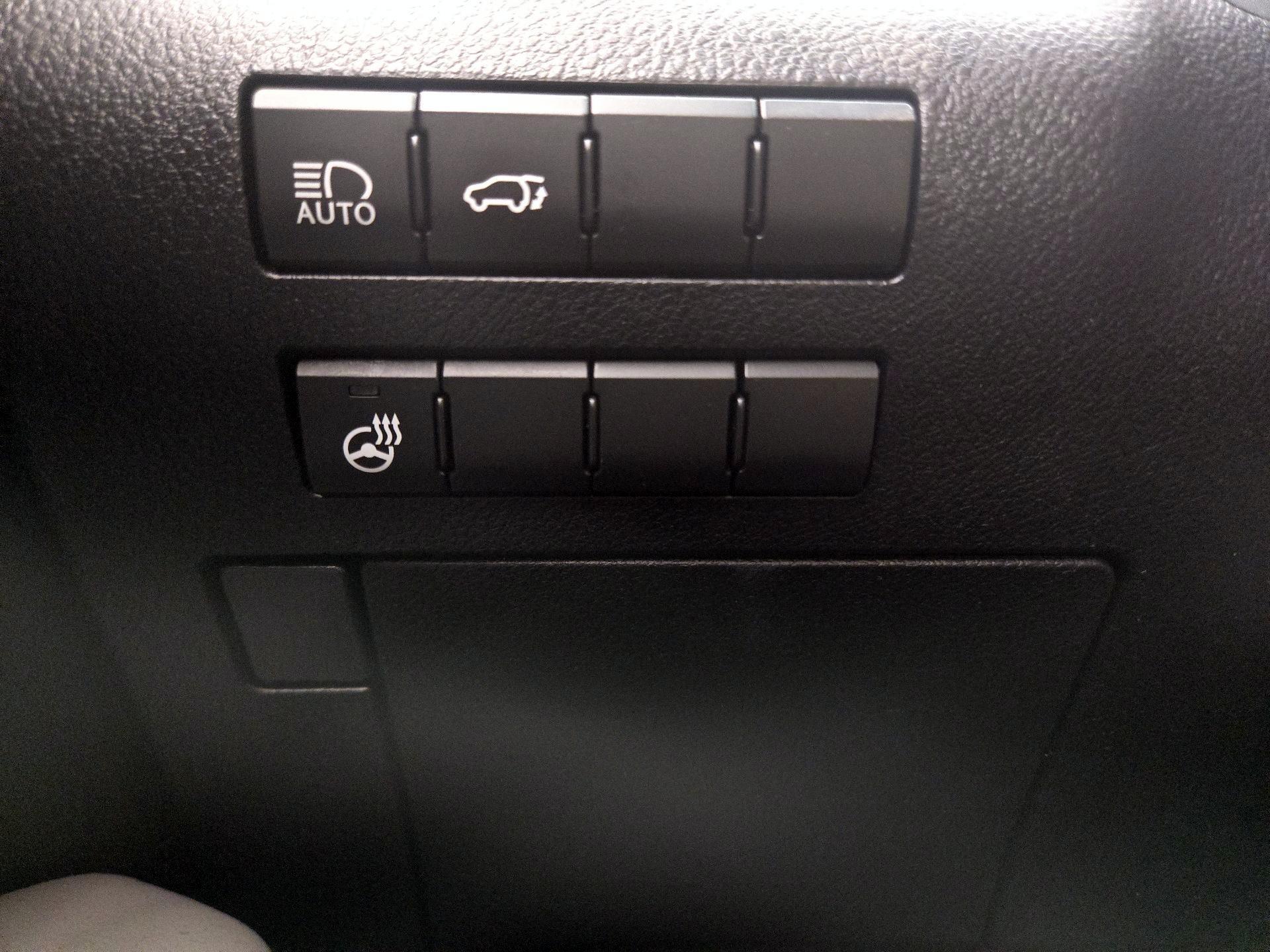 Thumbnail: 2017 Lexus RX - 13