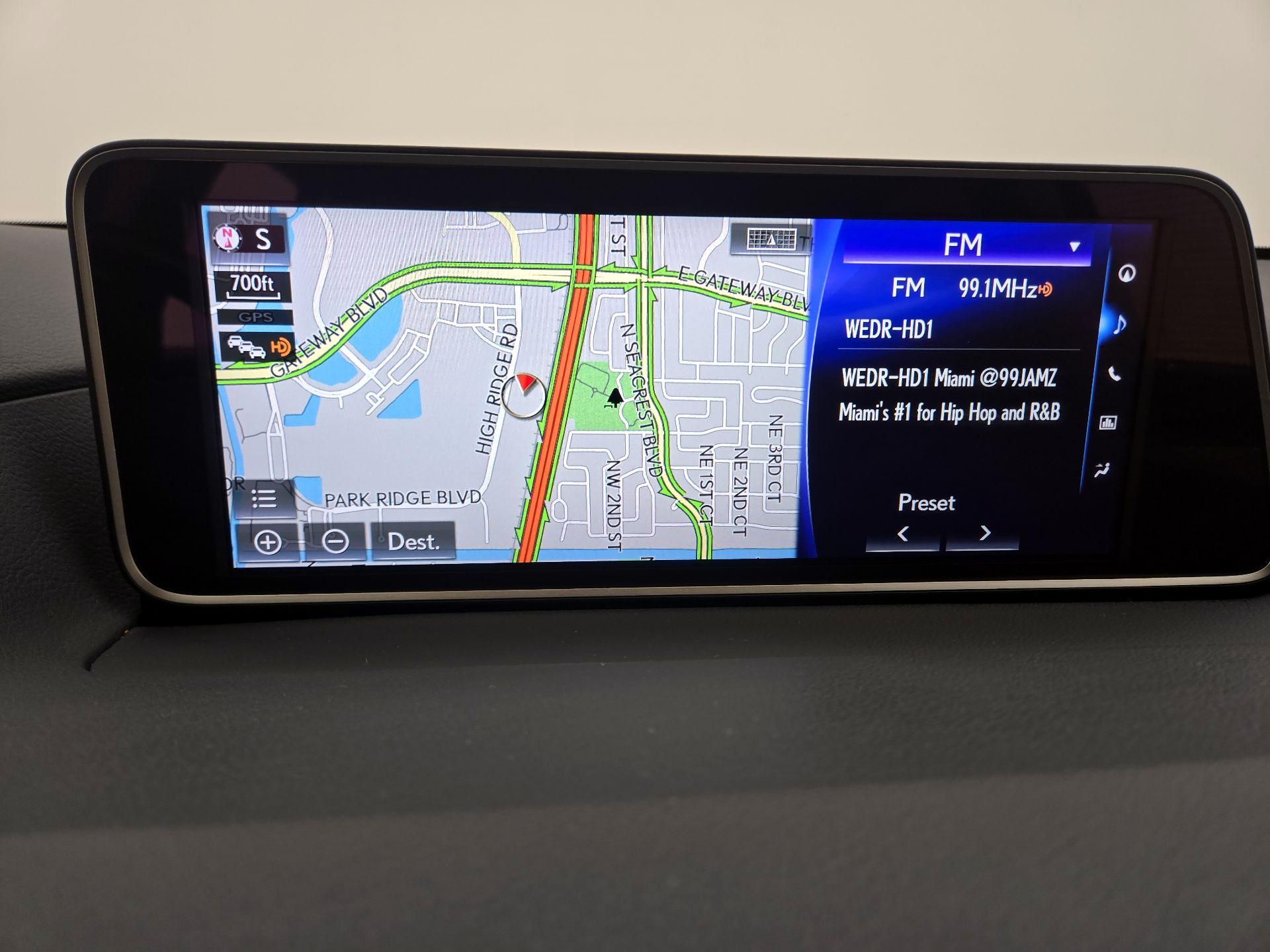 Thumbnail: 2017 Lexus RX - 14