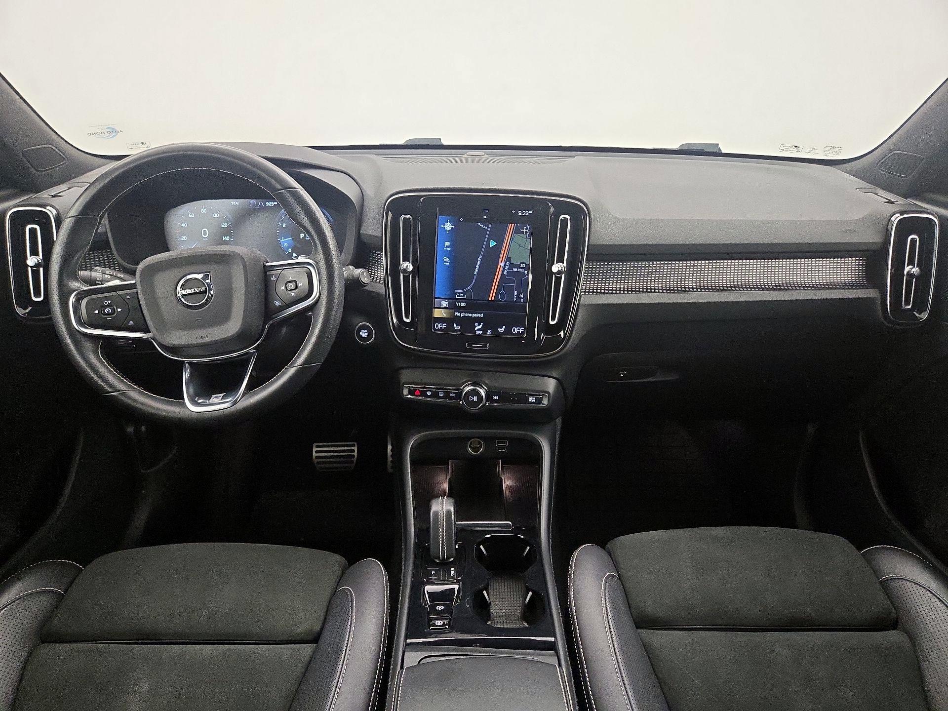 Thumbnail: 2019 Volvo XC40 - 9