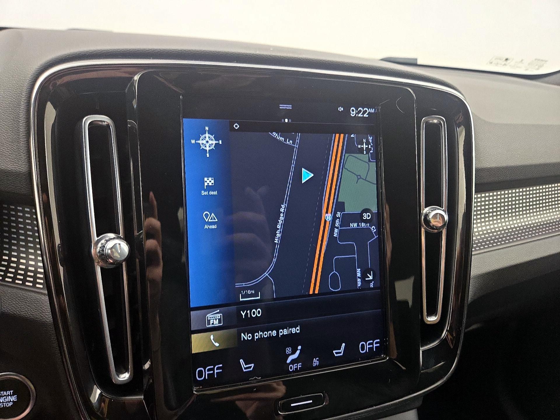 Thumbnail: 2019 Volvo XC40 - 14