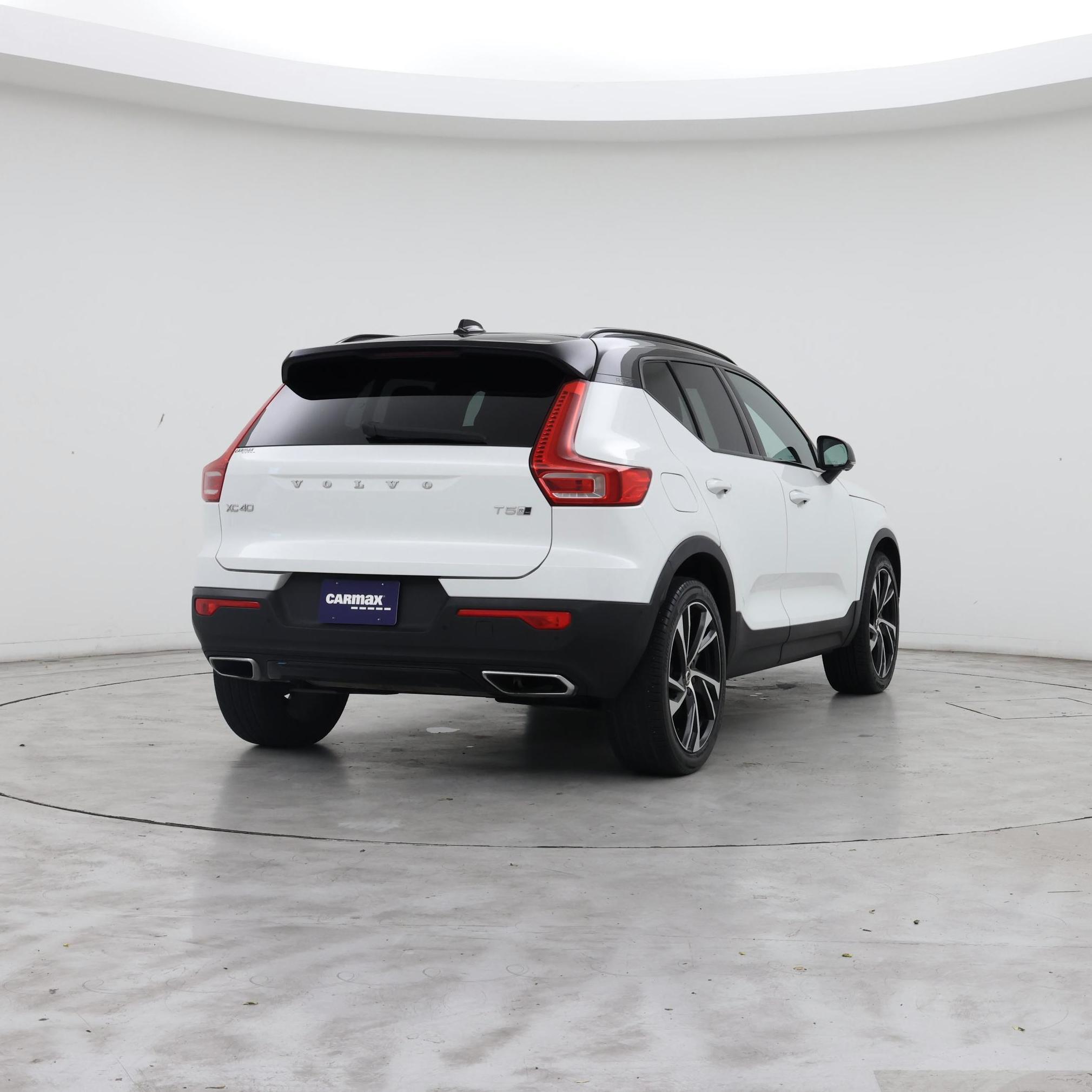 Thumbnail: 2019 Volvo XC40 - 8