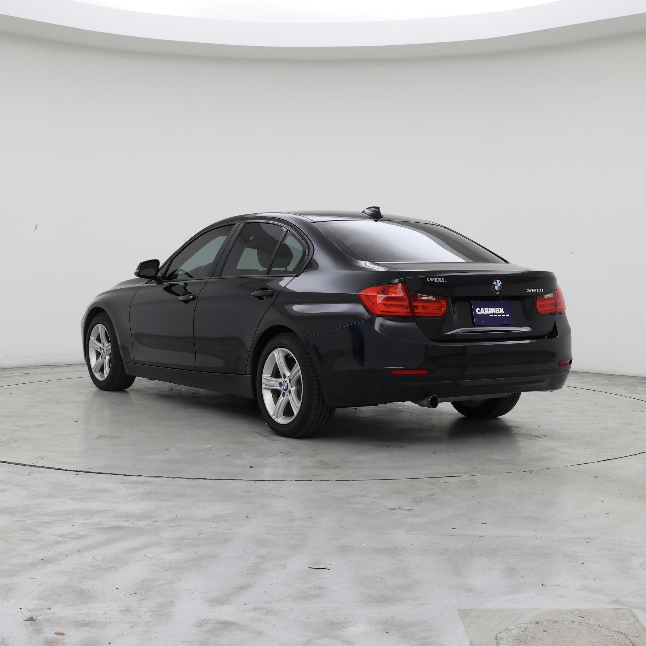 Thumbnail: 2015 BMW 3 Series - 2