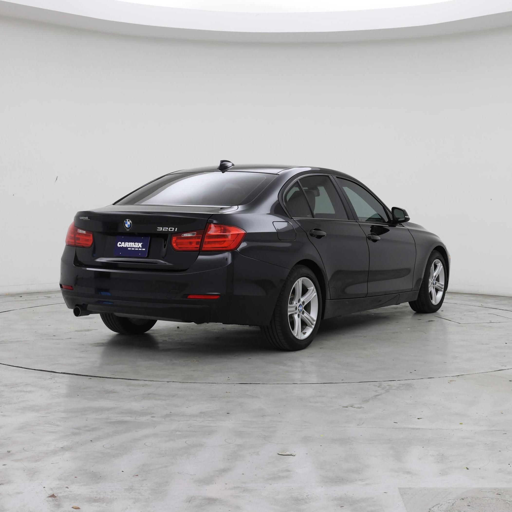 Thumbnail: 2015 BMW 3 Series - 8