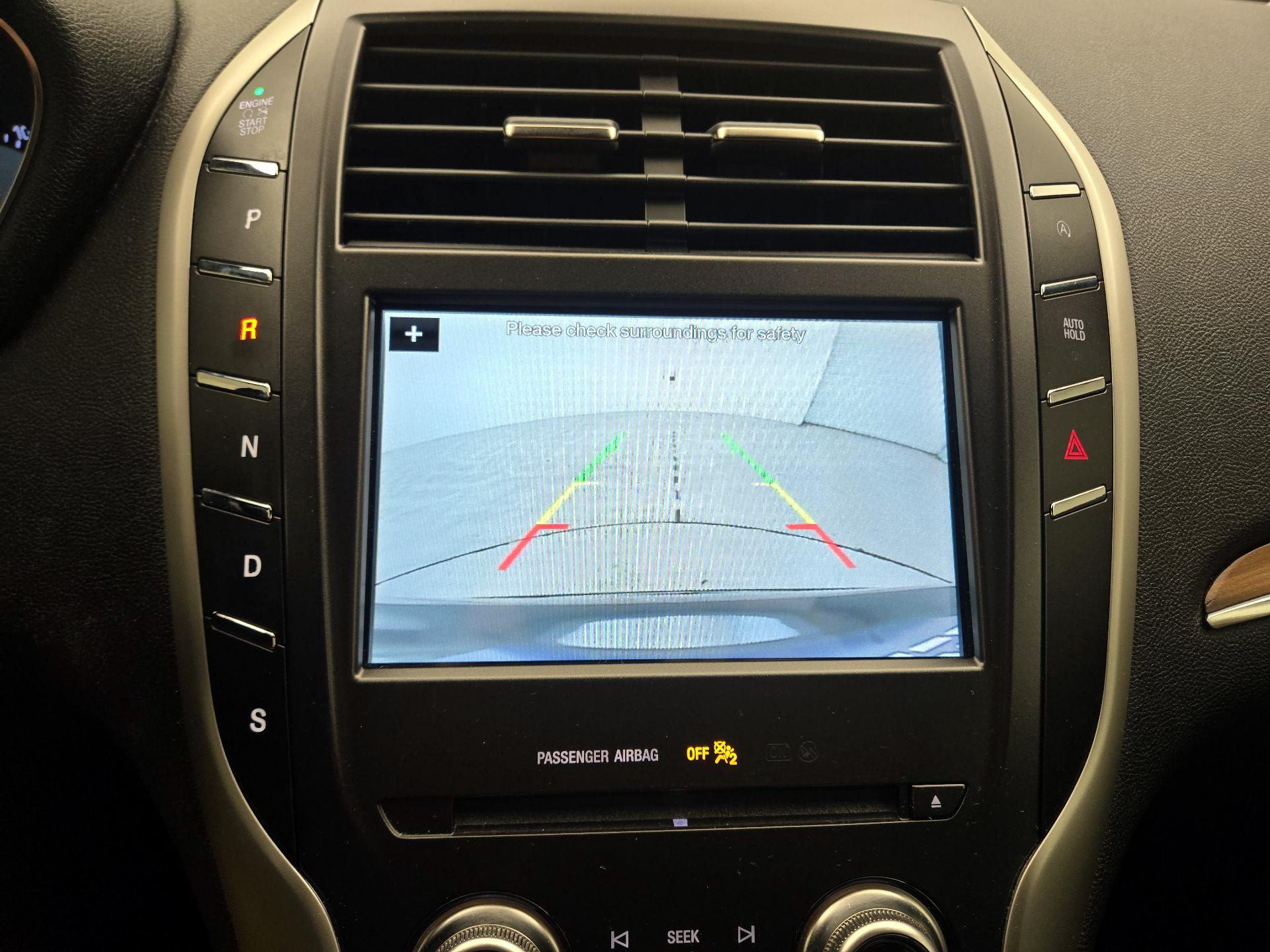 Thumbnail: 2019 Lincoln MKC - 15