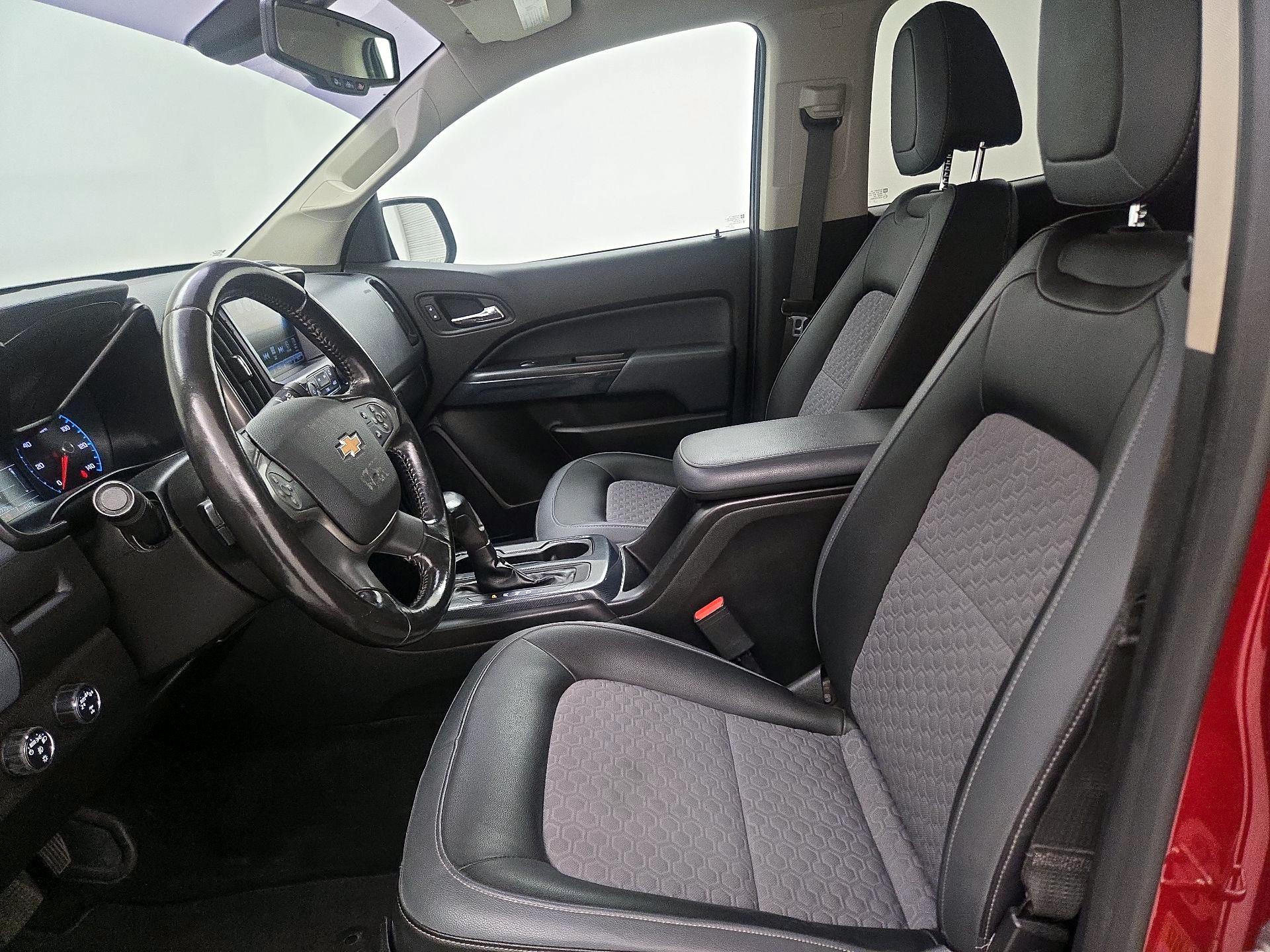 Thumbnail: 2018 Chevrolet Colorado - 11