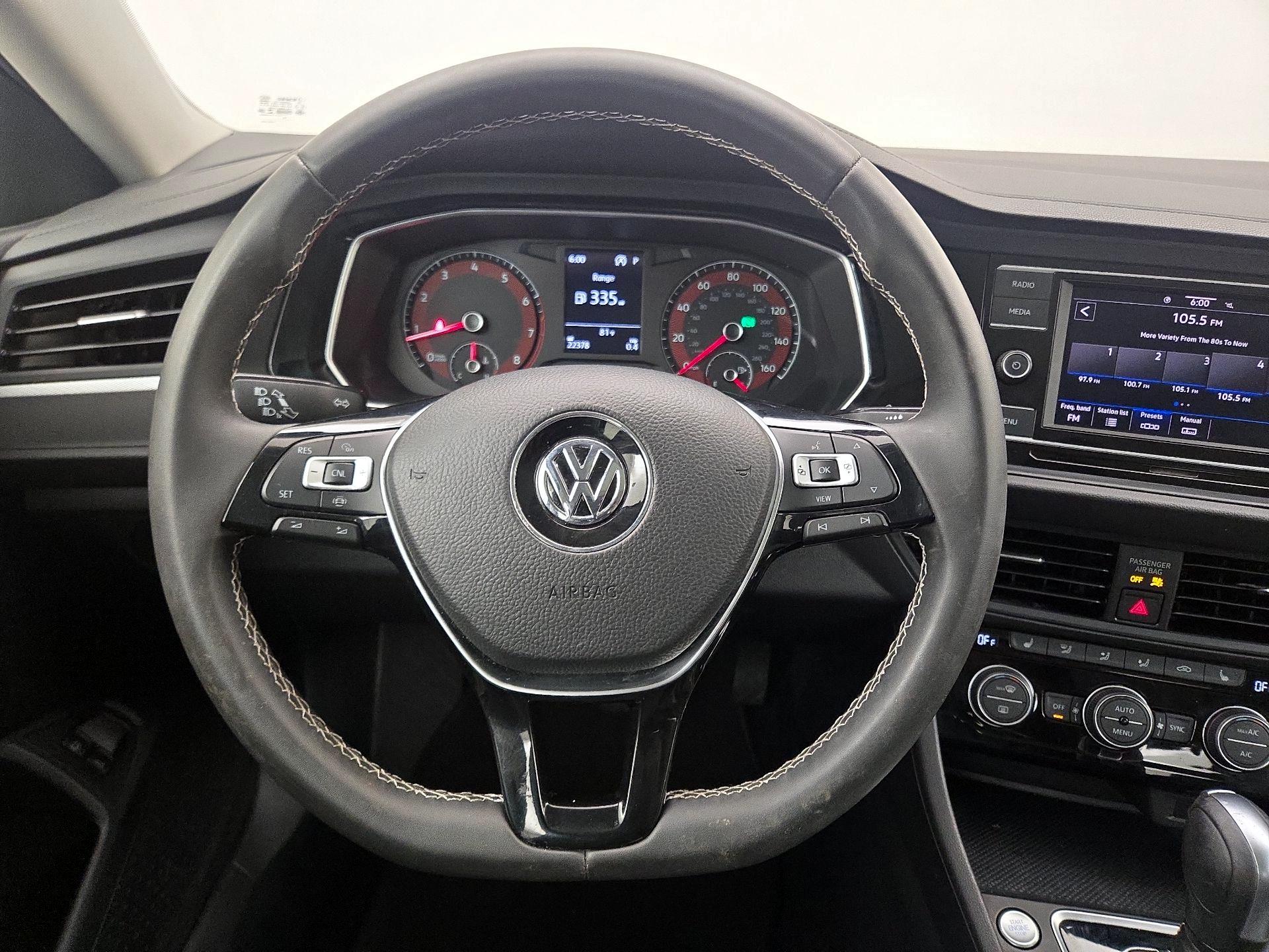 Thumbnail: 2021 Volkswagen Jetta - 10