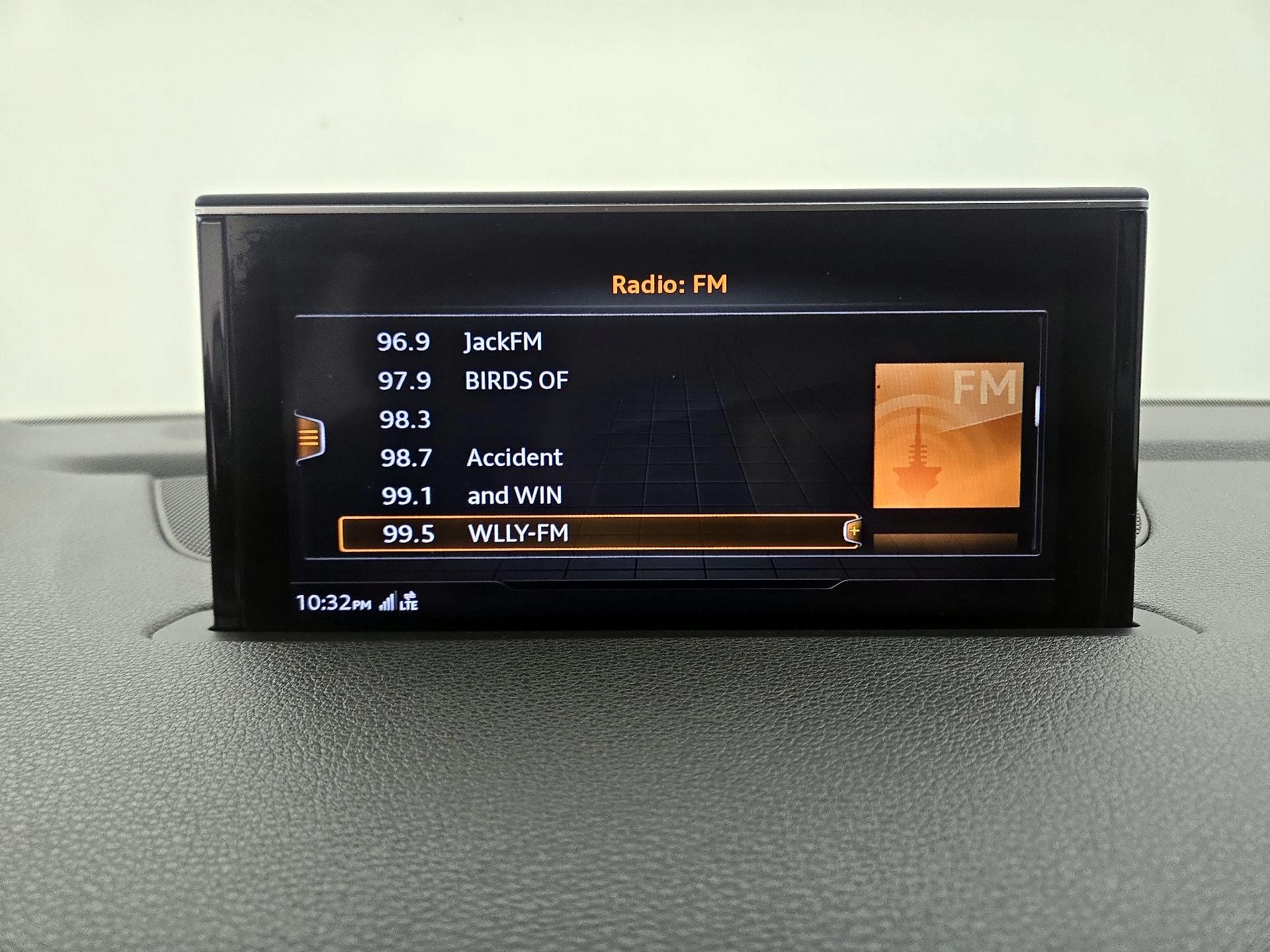 Thumbnail: 2019 Audi Q7 - 16