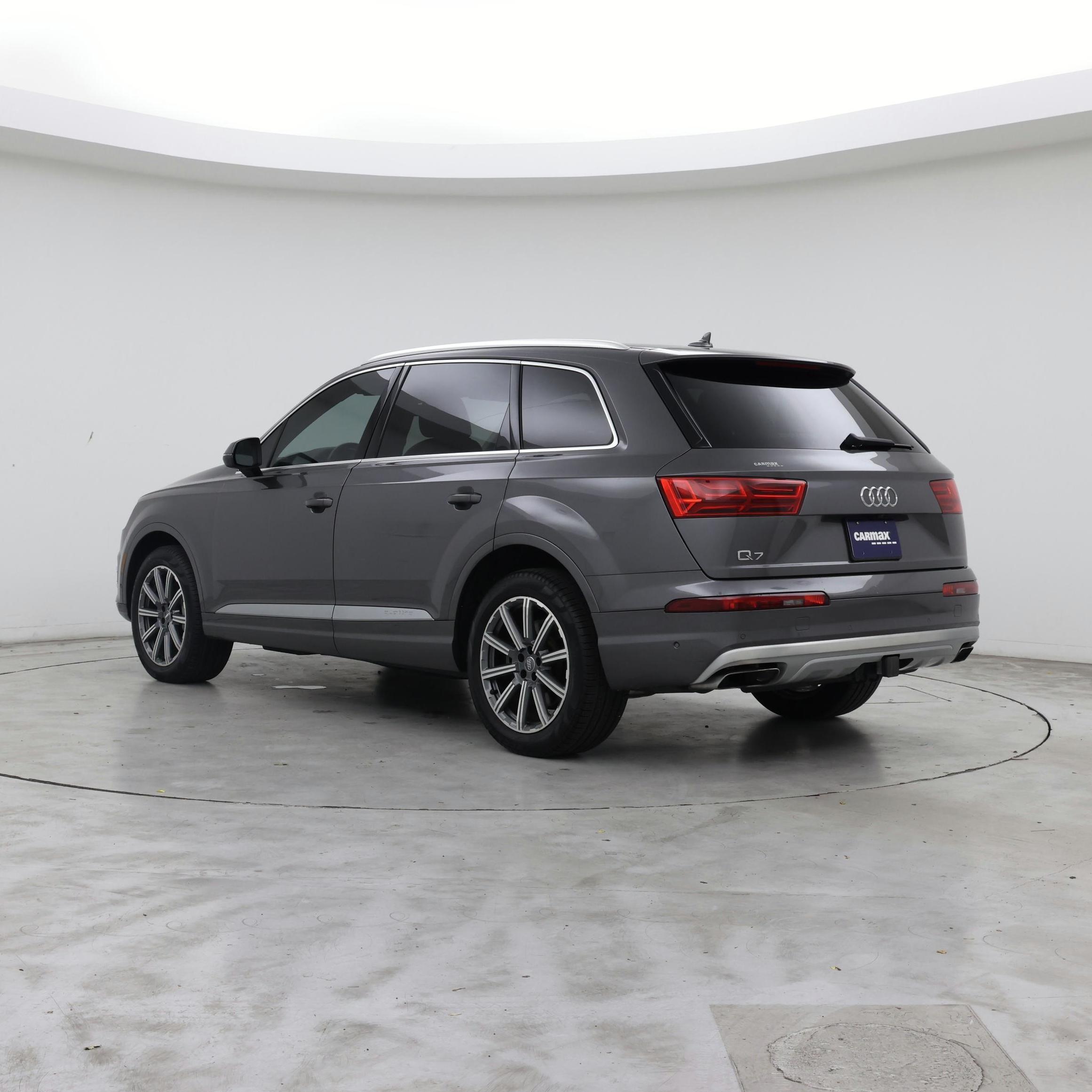 Thumbnail: 2019 Audi Q7 - 2