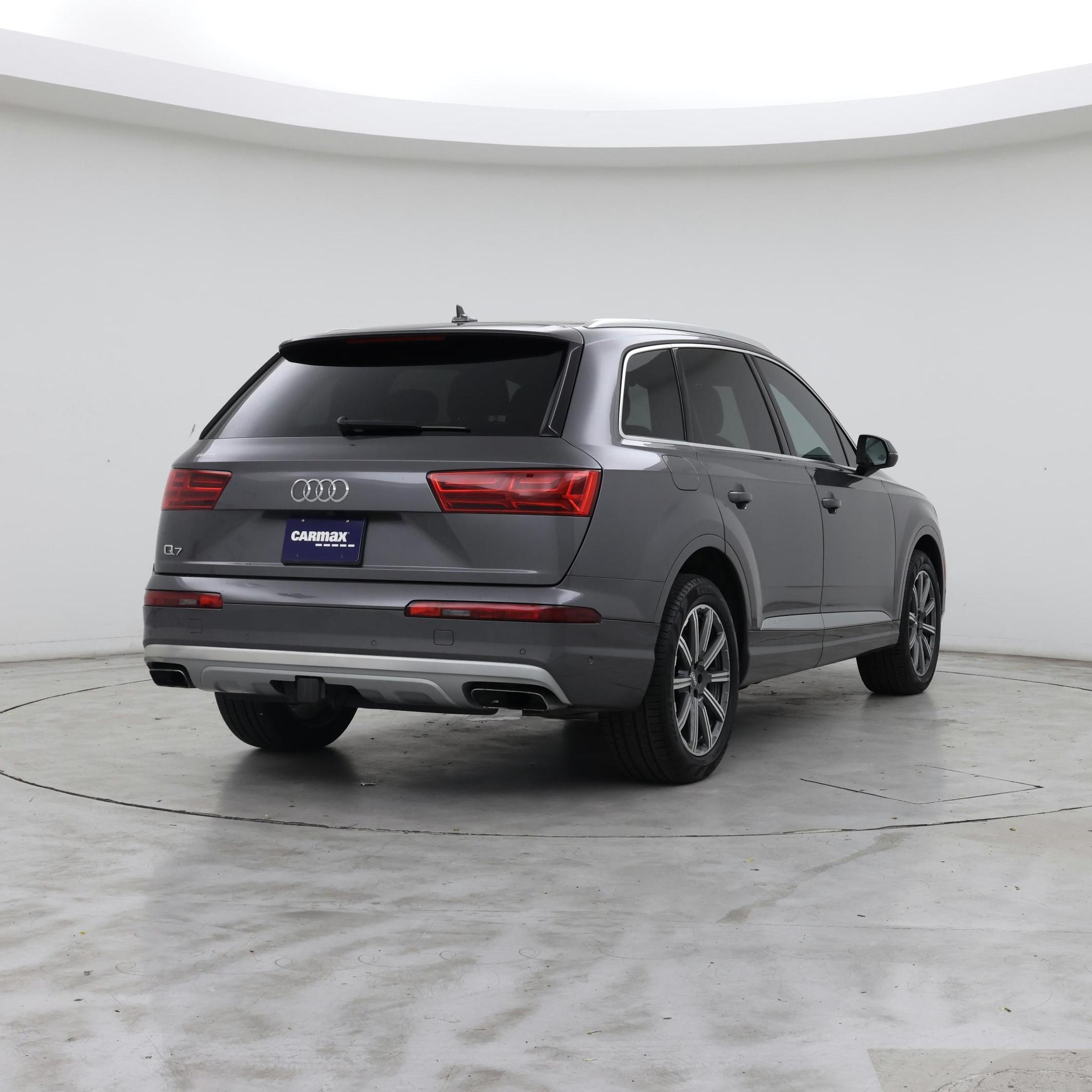 Thumbnail: 2019 Audi Q7 - 8