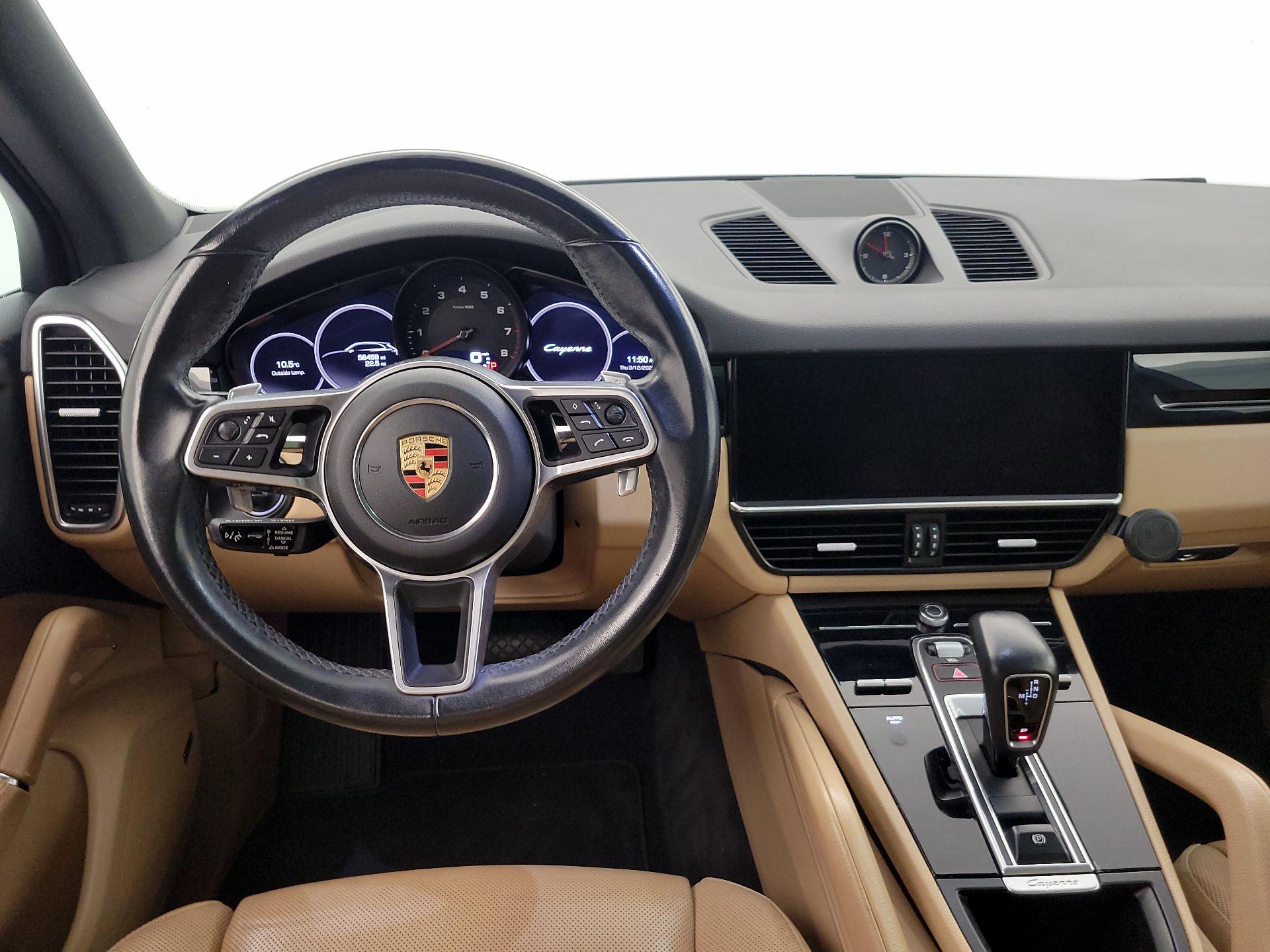 Thumbnail: 2021 Porsche Cayenne - 10