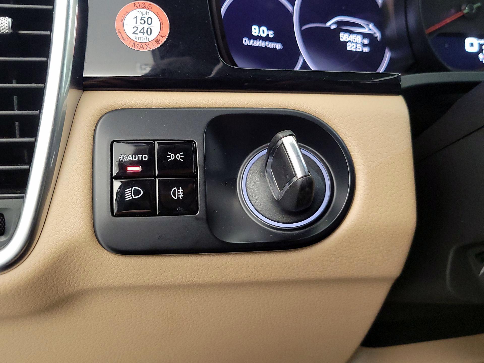 Thumbnail: 2021 Porsche Cayenne - 13