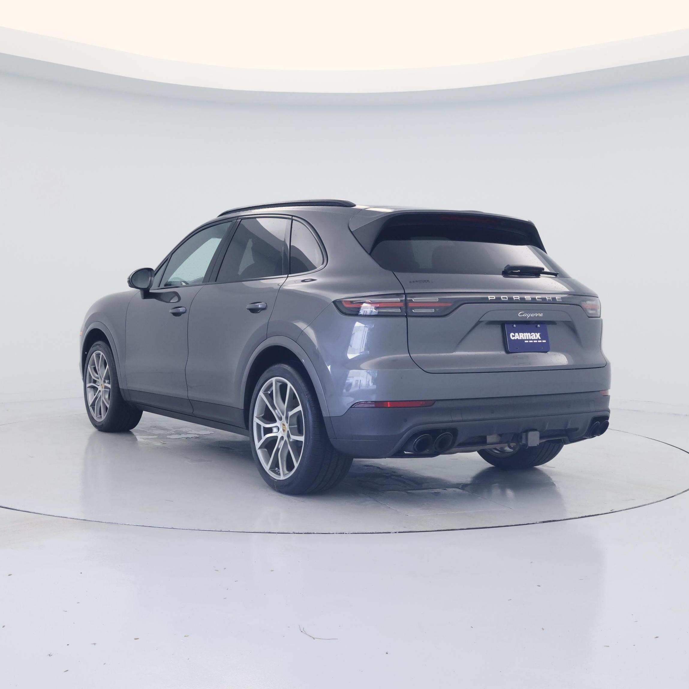 Thumbnail: 2021 Porsche Cayenne - 2