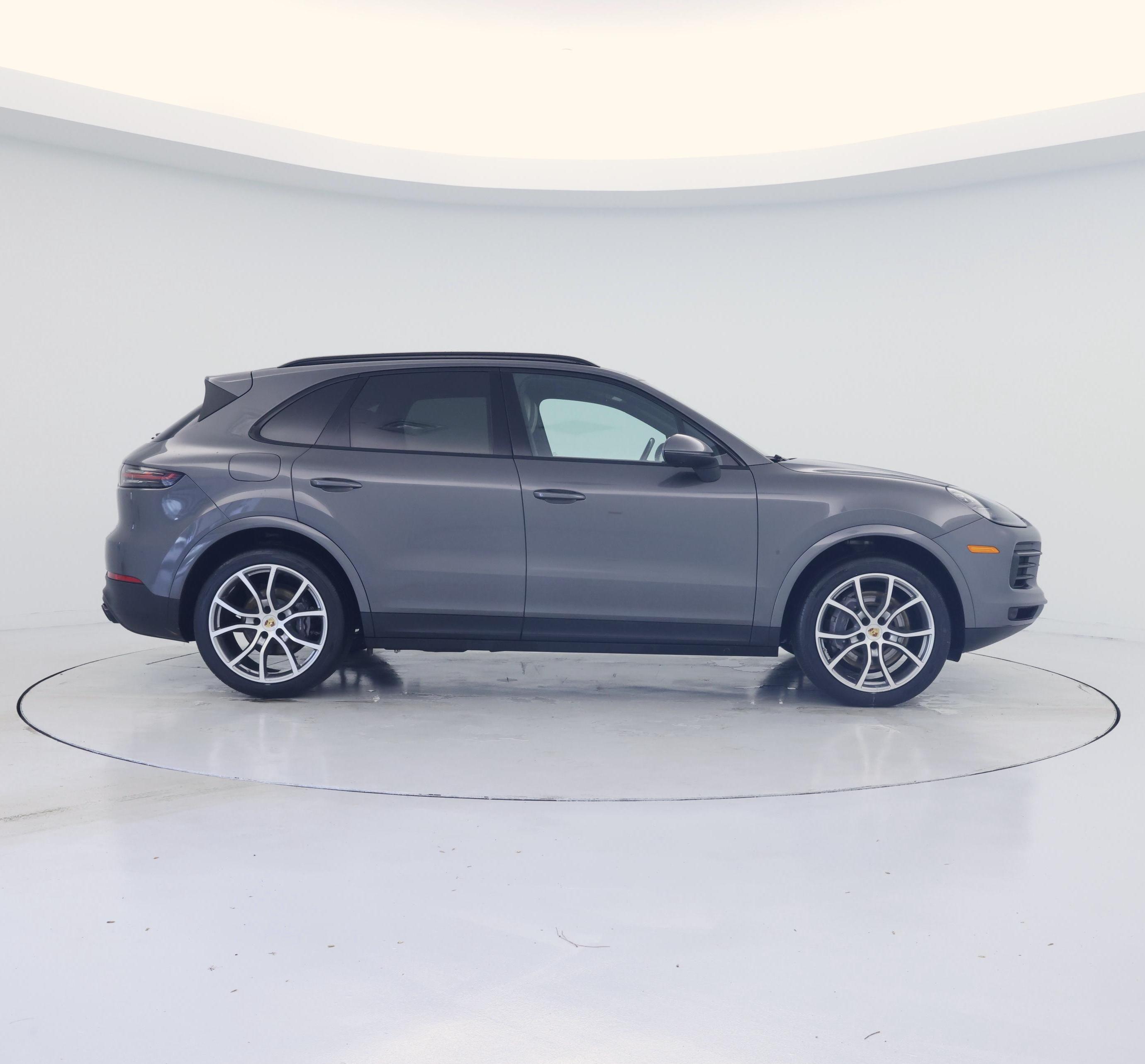 Thumbnail: 2021 Porsche Cayenne - 7