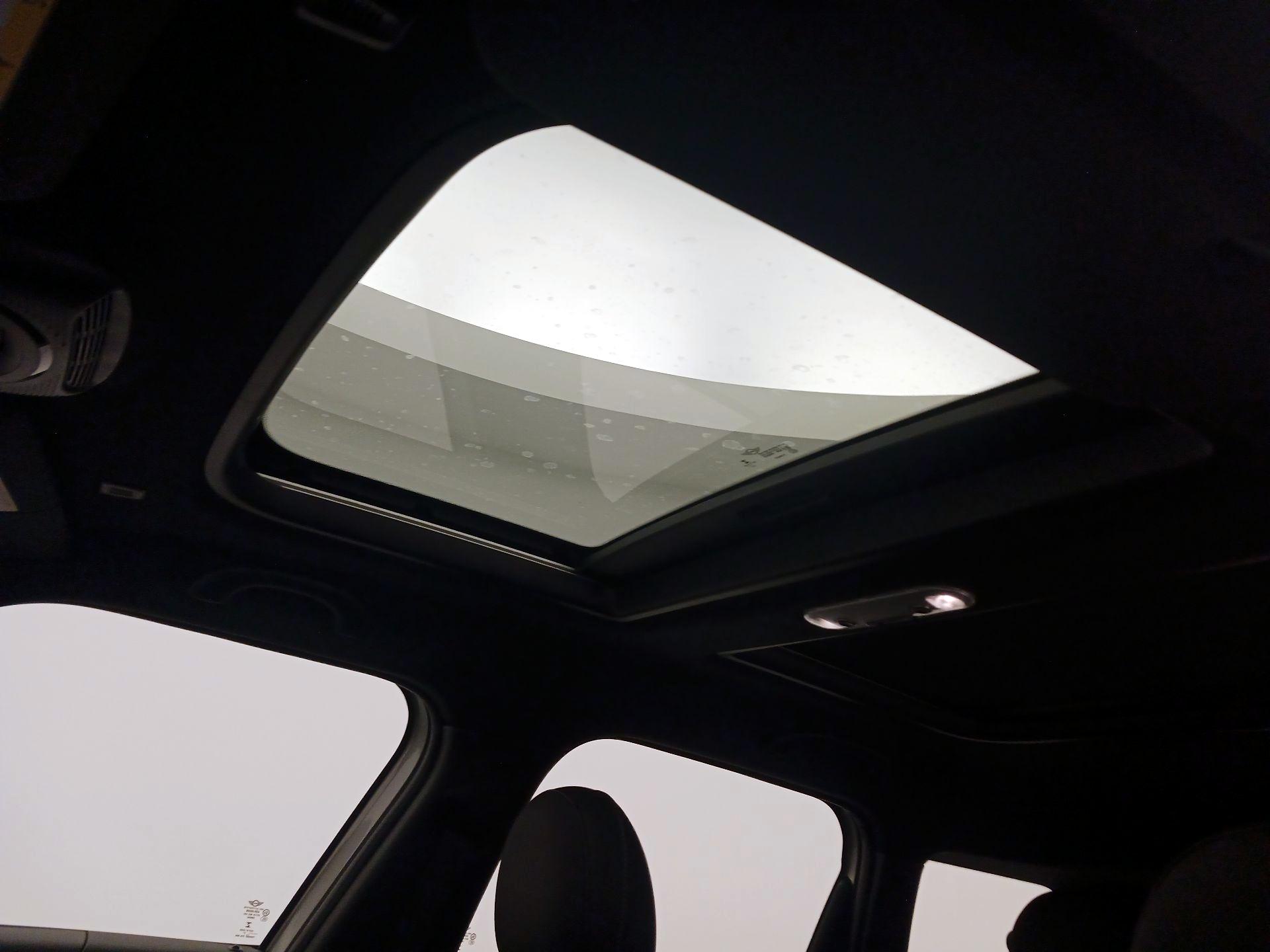 Thumbnail: 2021 MINI Cooper Countryman - 19