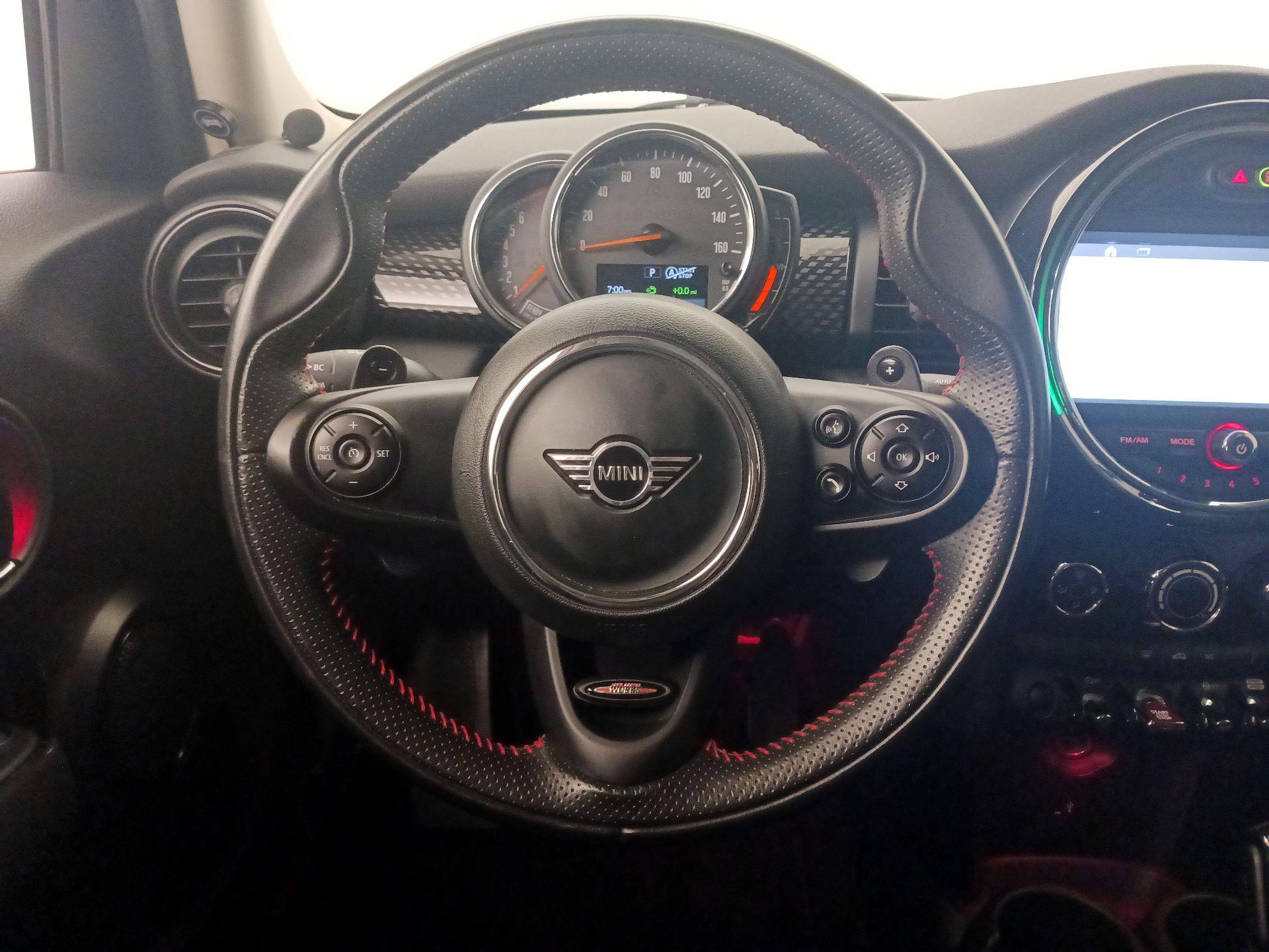 Thumbnail: 2020 MINI Cooper Hardtop - 10