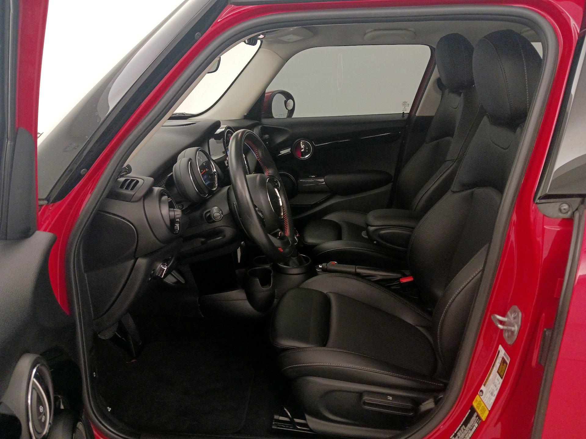 Thumbnail: 2020 MINI Cooper Hardtop - 11